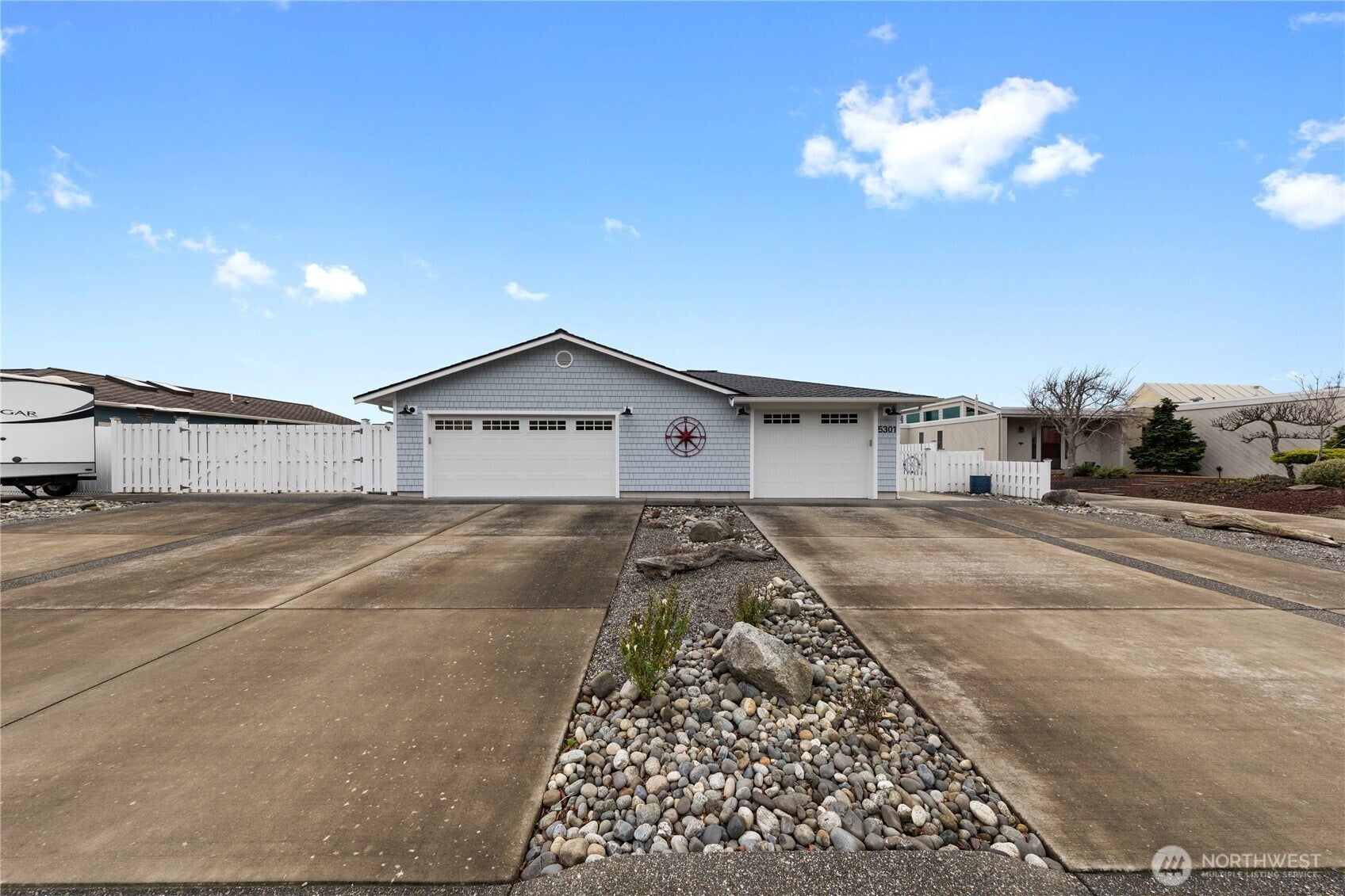 Anacortes, Washington, 98221, United States, 3 Bedrooms Bedrooms, ,2 BathroomsBathrooms,Residential,Active,2009181