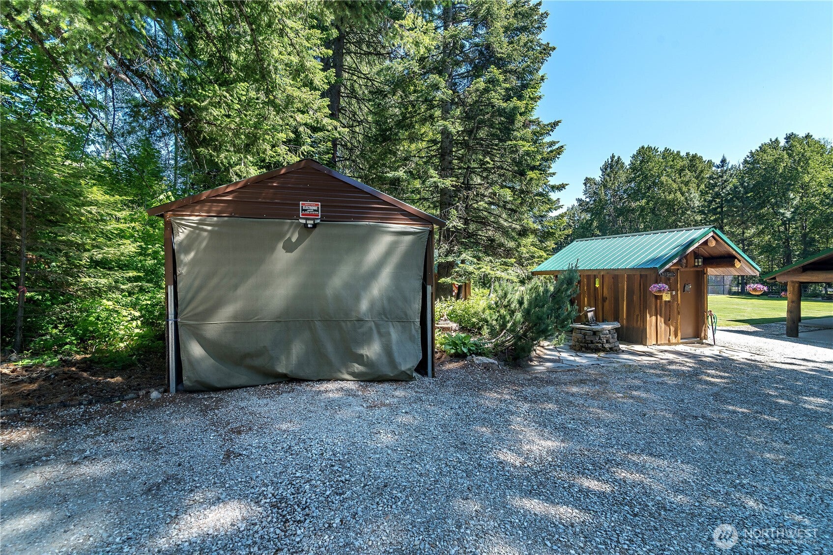 Lake Wenatchee, Washington, 98826, United States, 3 Bedrooms Bedrooms, ,2 BathroomsBathrooms,Residential,Active,1841328