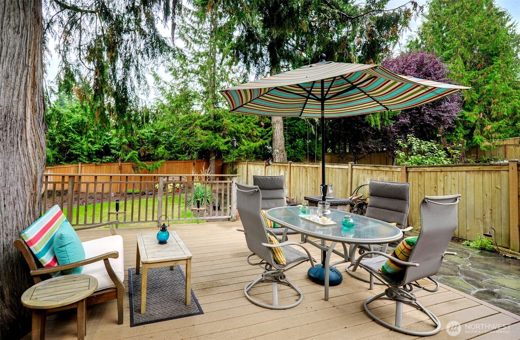 Redmond, Washington, 98052, United States, 5 Bedrooms Bedrooms, ,3 BathroomsBathrooms,Residential,Active,1988724