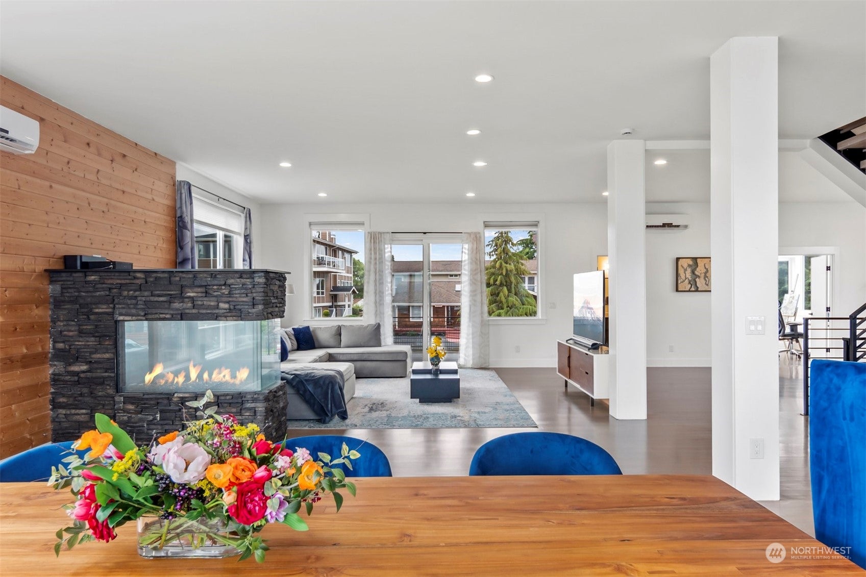 Seattle, Washington, 98178, United States, ,7 BathroomsBathrooms,Residential,Active,1702986