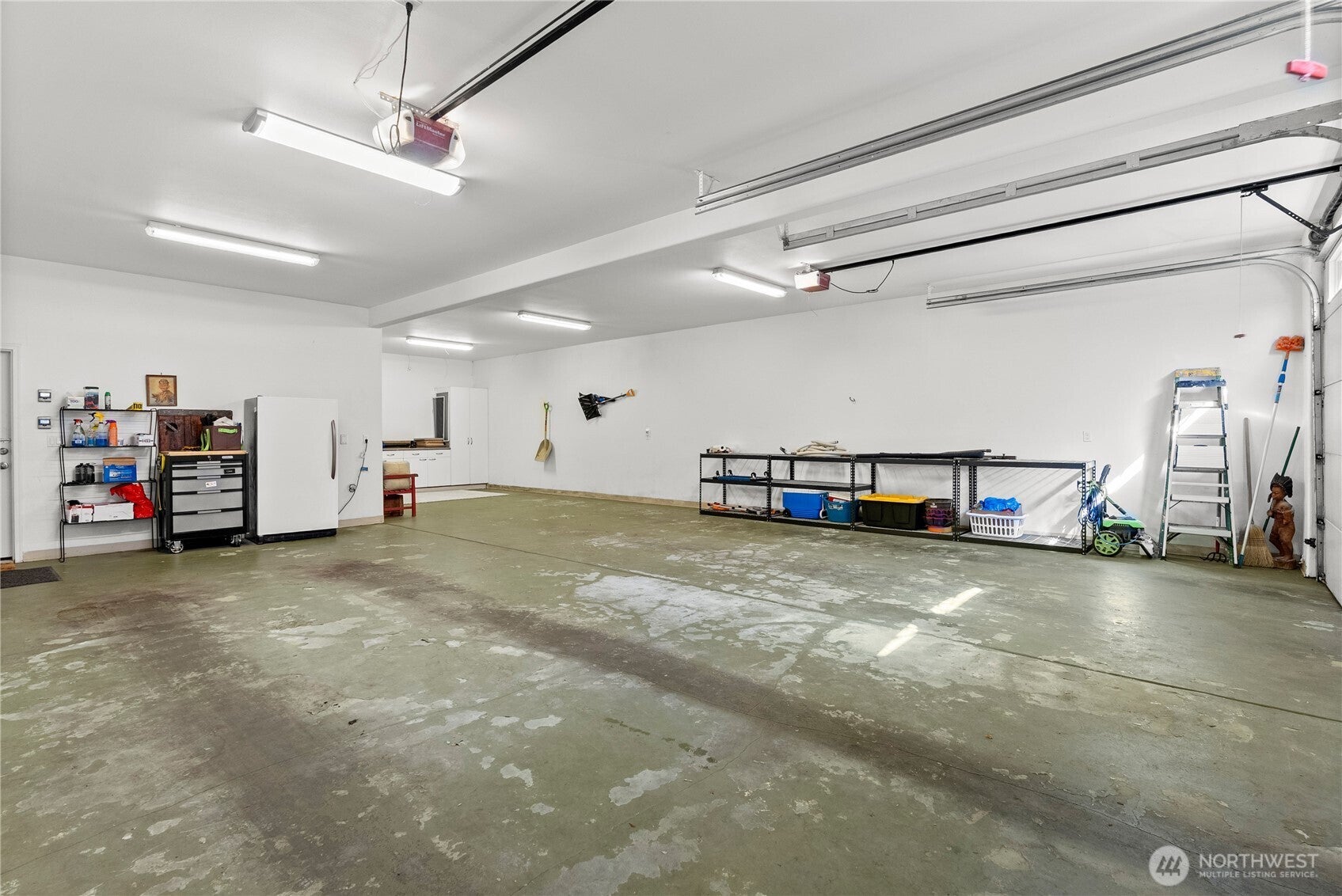 Bremerton, Washington, 98310, United States, 4 Bedrooms Bedrooms, ,4 BathroomsBathrooms,Residential,Active,1894177