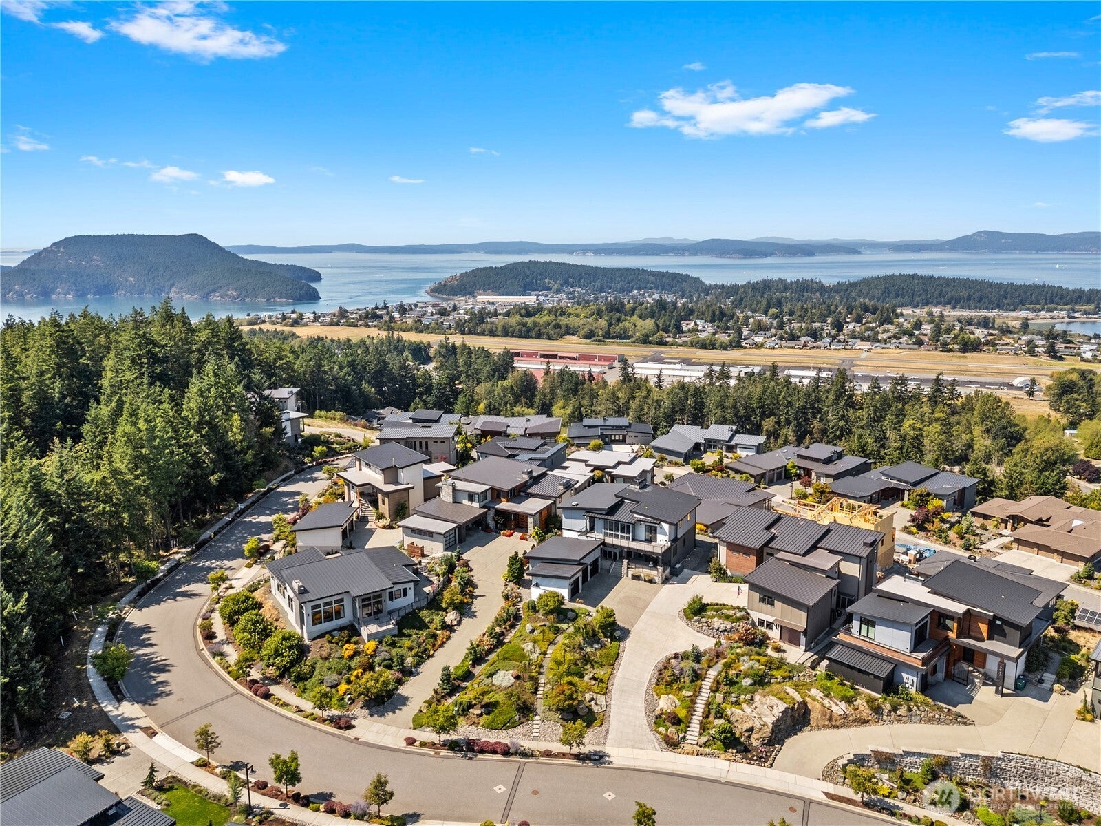 Anacortes, Washington, 98221, United States, 3 Bedrooms Bedrooms, ,3 BathroomsBathrooms,Residential,Active,1968386