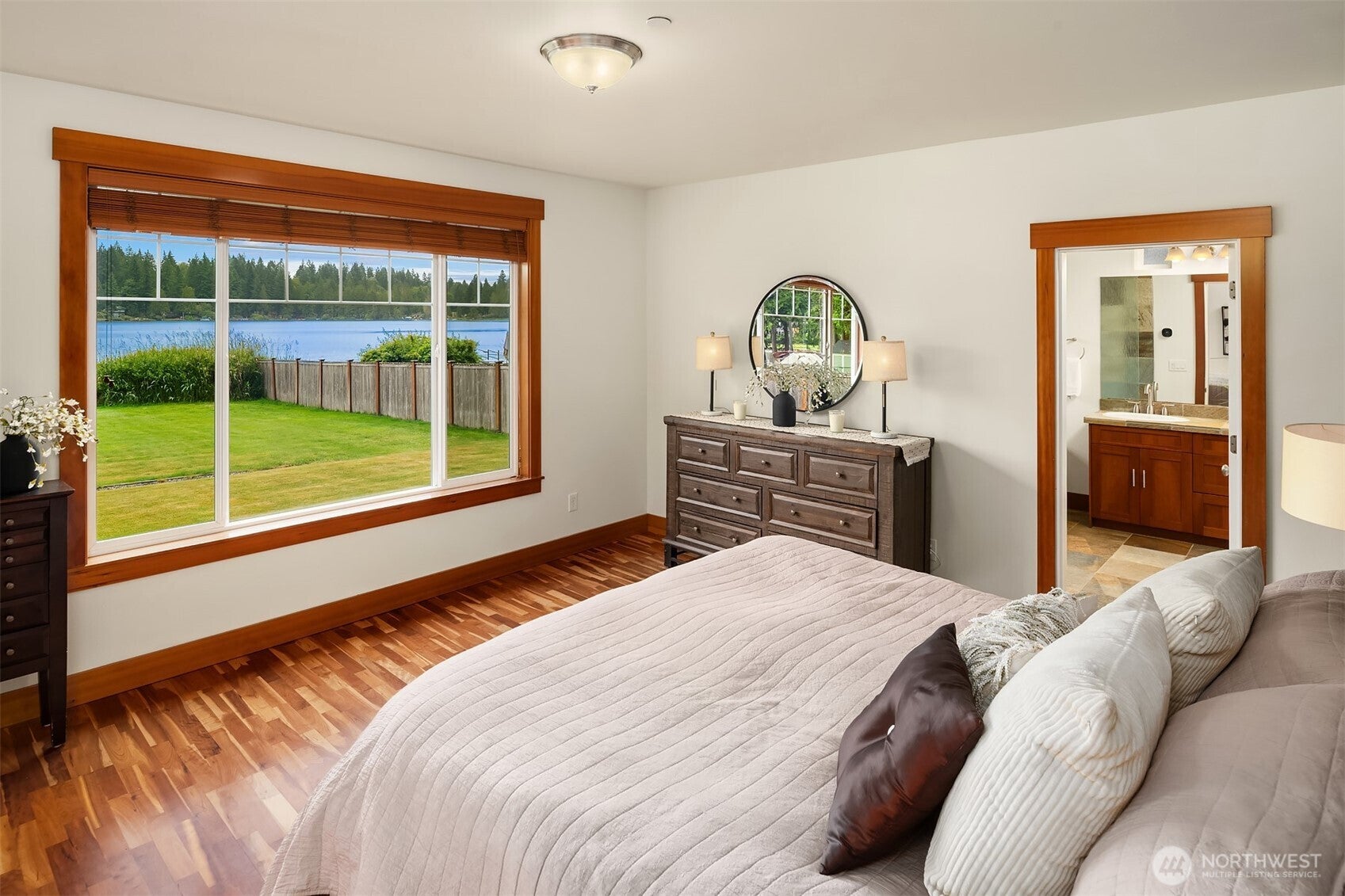 Carnation, Washington, 98014, United States, ,3 BathroomsBathrooms,Residential,Active,1871260