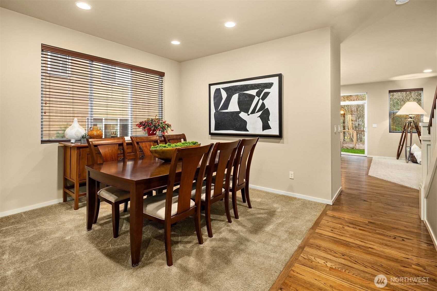 Snoqualmie, Washington, 98065, United States, 5 Bedrooms Bedrooms, ,3 BathroomsBathrooms,Residential,Active,1990623