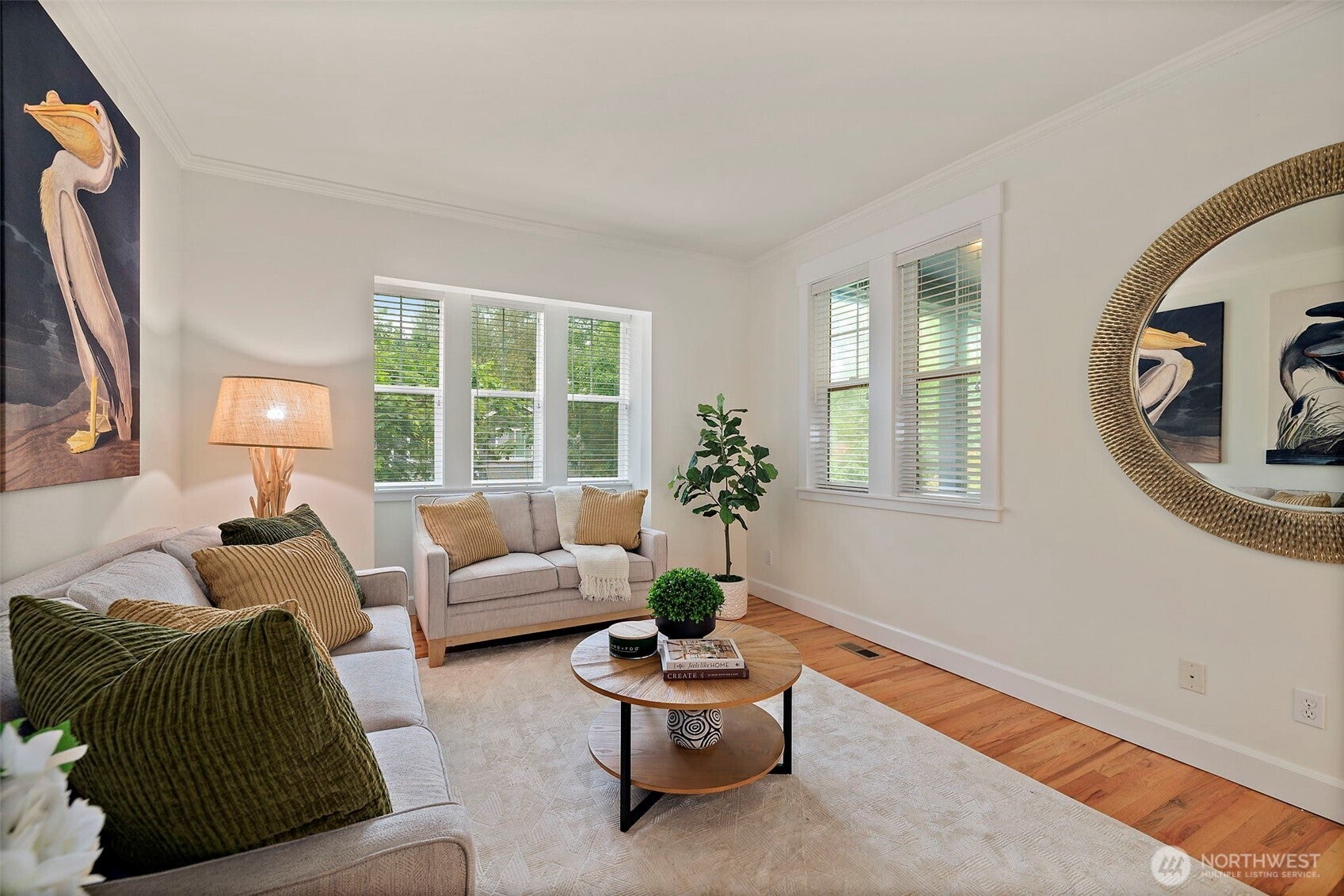 Snoqualmie, Washington, 98065, United States, 4 Bedrooms Bedrooms, ,4 BathroomsBathrooms,Residential,Active,1943832