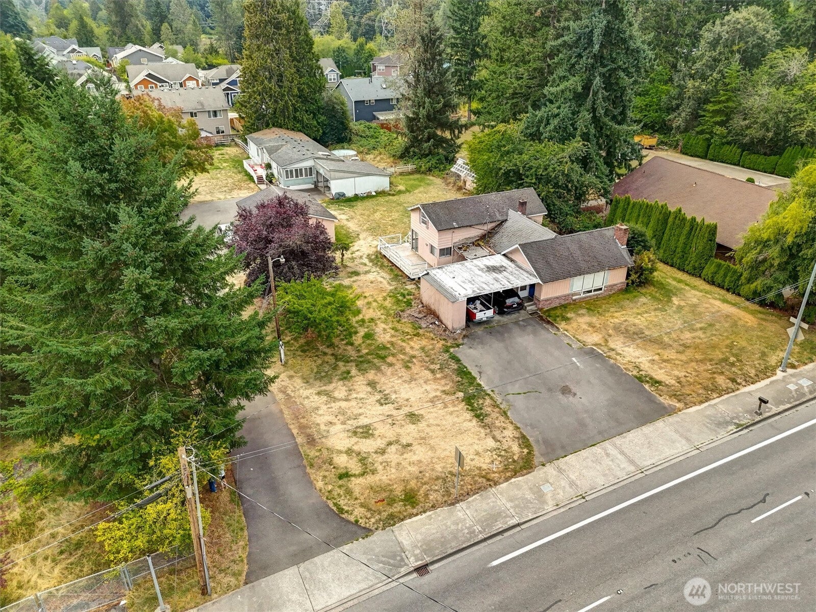 Kent, Washington, 98031, United States, 3 Bedrooms Bedrooms, ,3 BathroomsBathrooms,Residential,Active,1943774