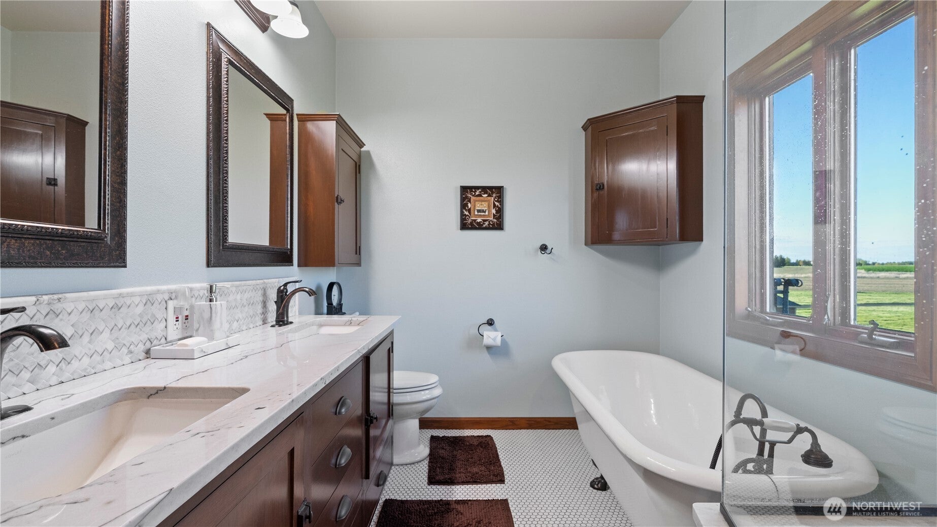 Walla Walla, Washington, 99362, United States, 6 Bedrooms Bedrooms, ,5 BathroomsBathrooms,Residential,Active,1787145