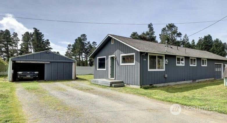 1304 201ST LN, OCEAN PARK, WA 98640, photo 1 of 40