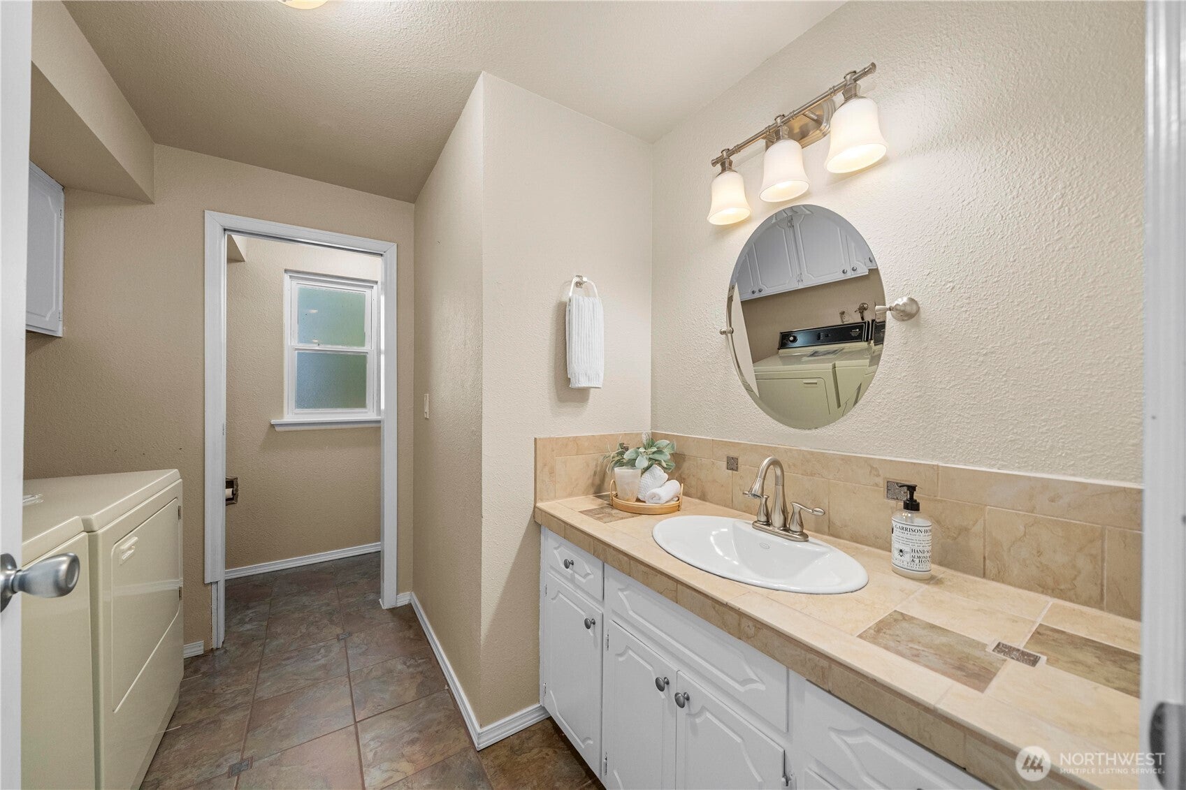 Gig Harbor, Washington, 98332, United States, 3 Bedrooms Bedrooms, ,3 BathroomsBathrooms,Residential,Active,1798071