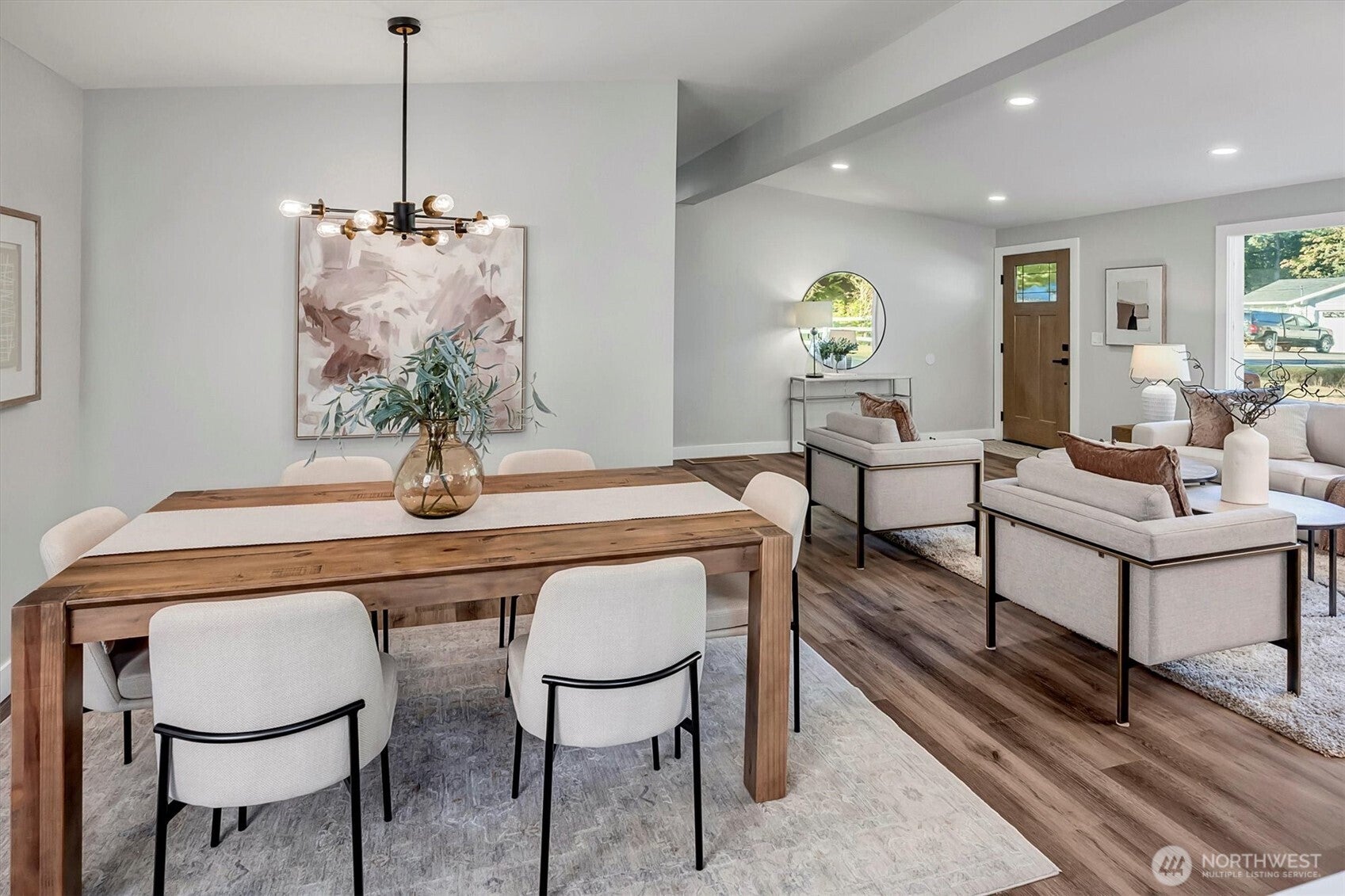 Renton, Washington, 98059, United States, 3 Bedrooms Bedrooms, ,2 BathroomsBathrooms,Residential,Active,1967101