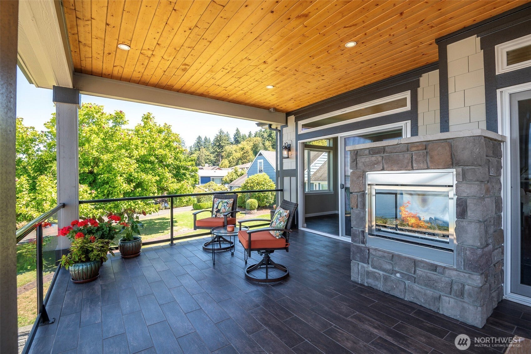Steilacoom, Washington, 98388, United States, 2 Bedrooms Bedrooms, ,2 BathroomsBathrooms,Residential,Active,1914623