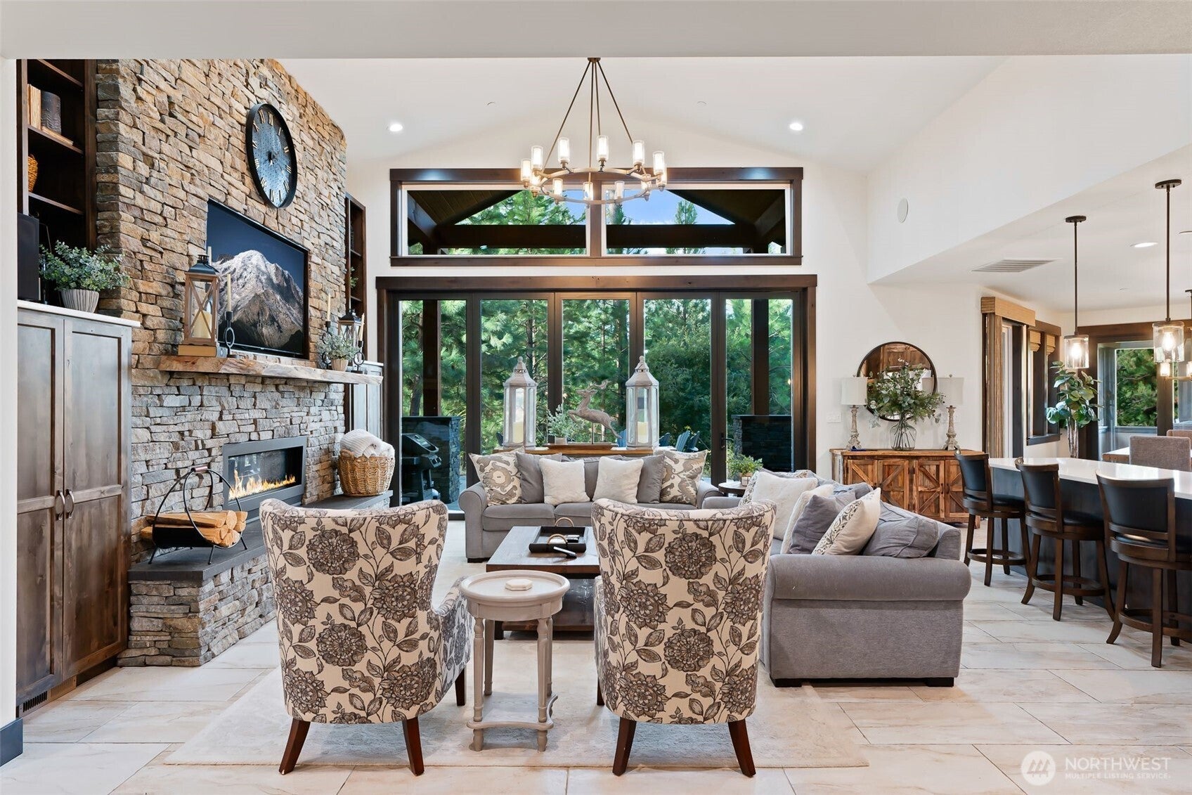 Cle Elum, Washington, 98922, United States, 4 Bedrooms Bedrooms, ,5 BathroomsBathrooms,Residential,Active,2012928