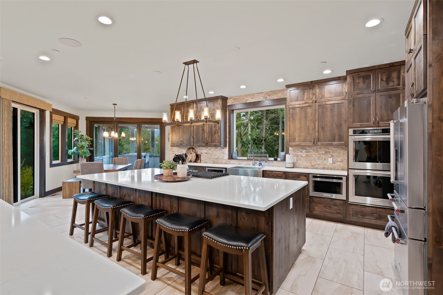 Cle Elum, Washington, 98922, United States, 4 Bedrooms Bedrooms, ,5 BathroomsBathrooms,Residential,Active,2012928