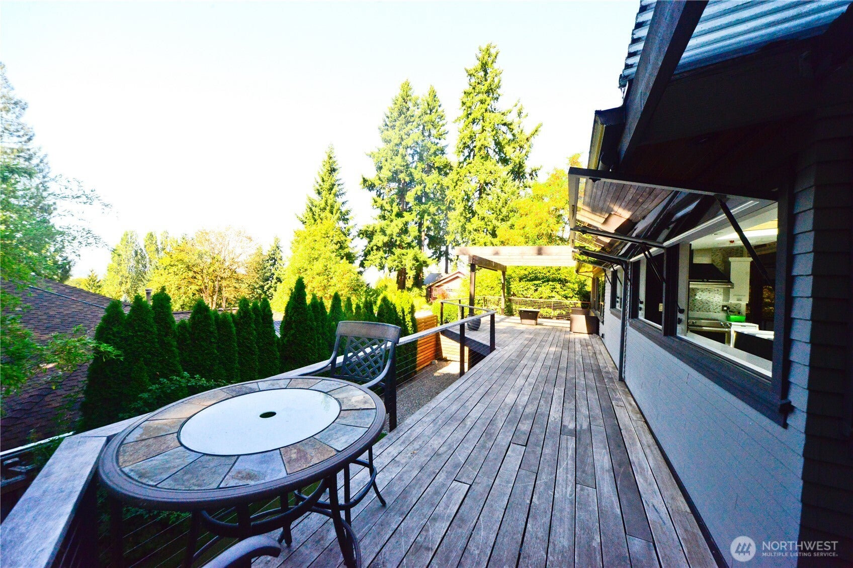 Kirkland, Washington, 98033, United States, 3 Bedrooms Bedrooms, ,3 BathroomsBathrooms,Residential,Active,1945839