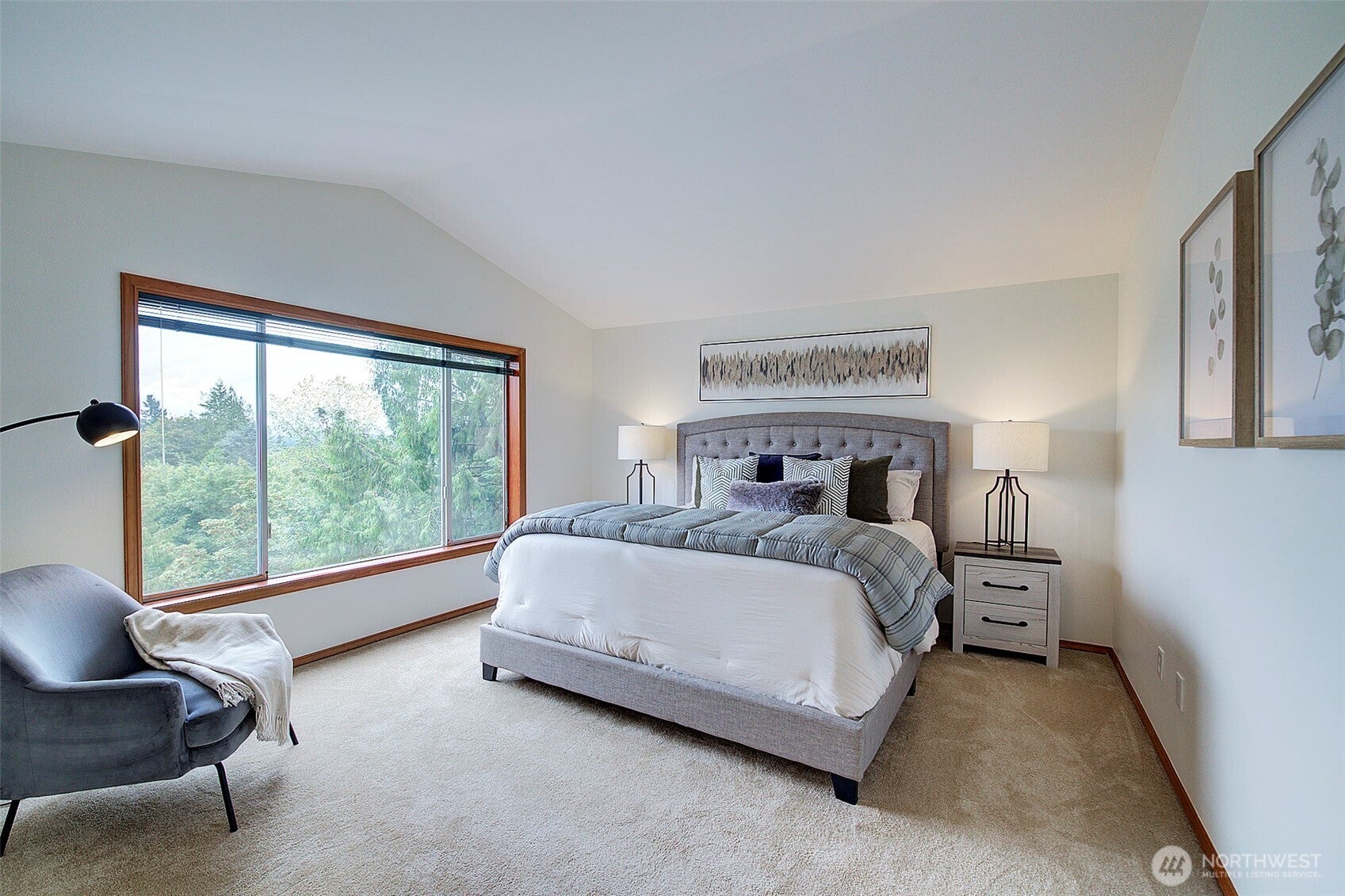 Sammamish, Washington, 98074, United States, 4 Bedrooms Bedrooms, ,4 BathroomsBathrooms,Residential,Active,1909838