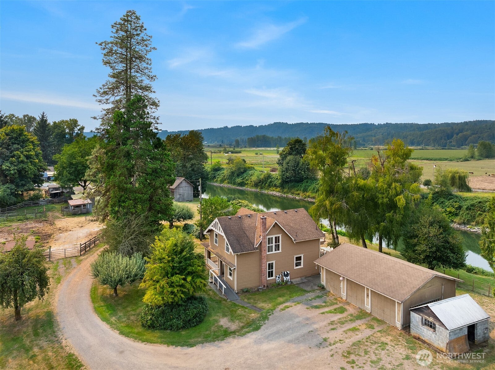Duvall, Washington, 98019, United States, 4 Bedrooms Bedrooms, ,2 BathroomsBathrooms,Residential,Active,1936411