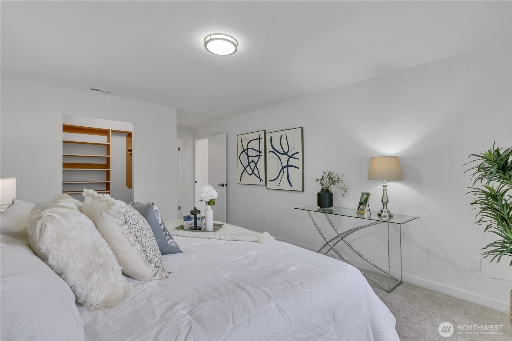 Bellevue, Washington, 98005, United States, 4 Bedrooms Bedrooms, ,3 BathroomsBathrooms,Residential,Active,1988415