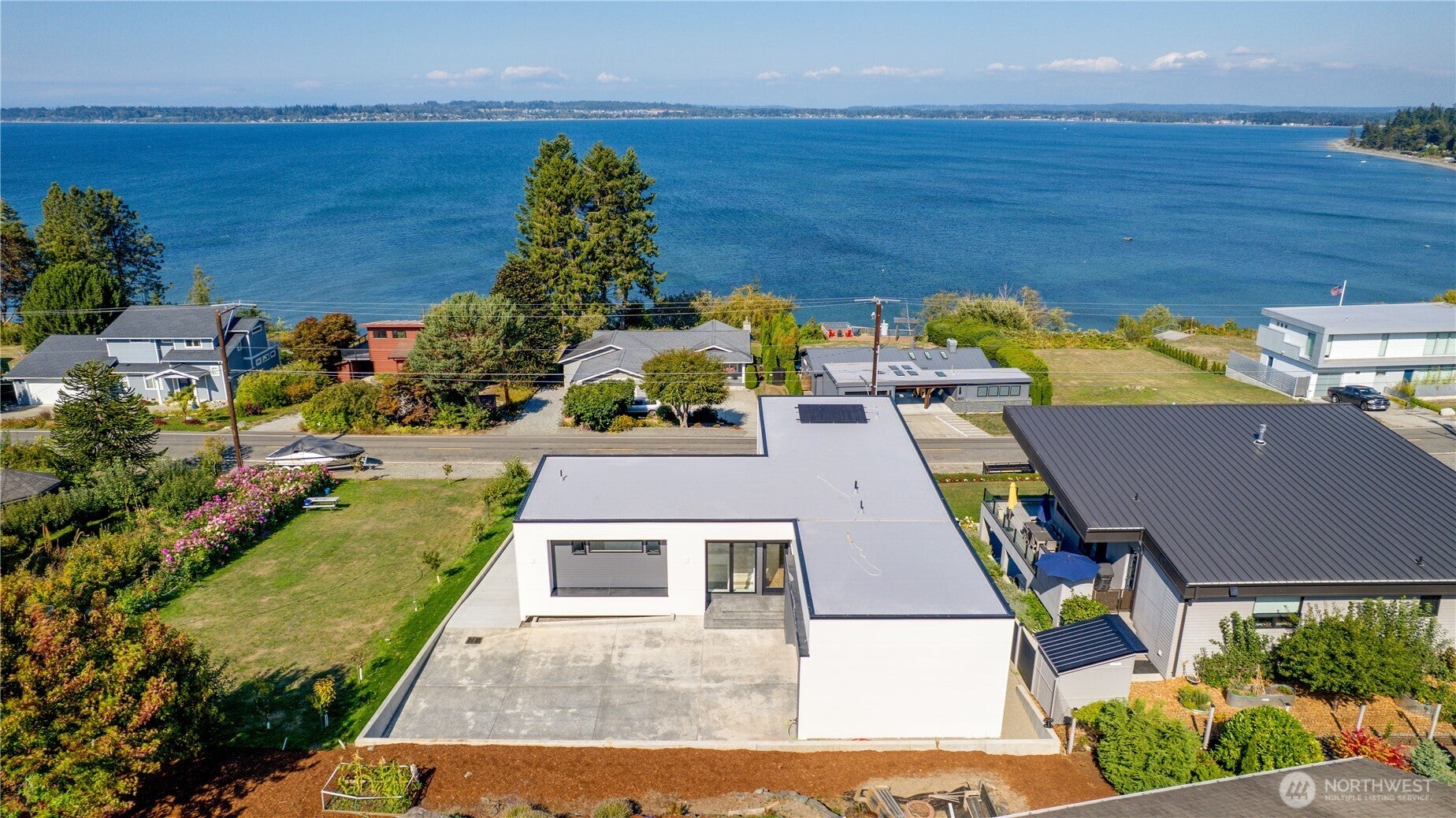 Blaine, Washington, 98230, United States, 3 Bedrooms Bedrooms, ,5 BathroomsBathrooms,Residential,Active,1986880