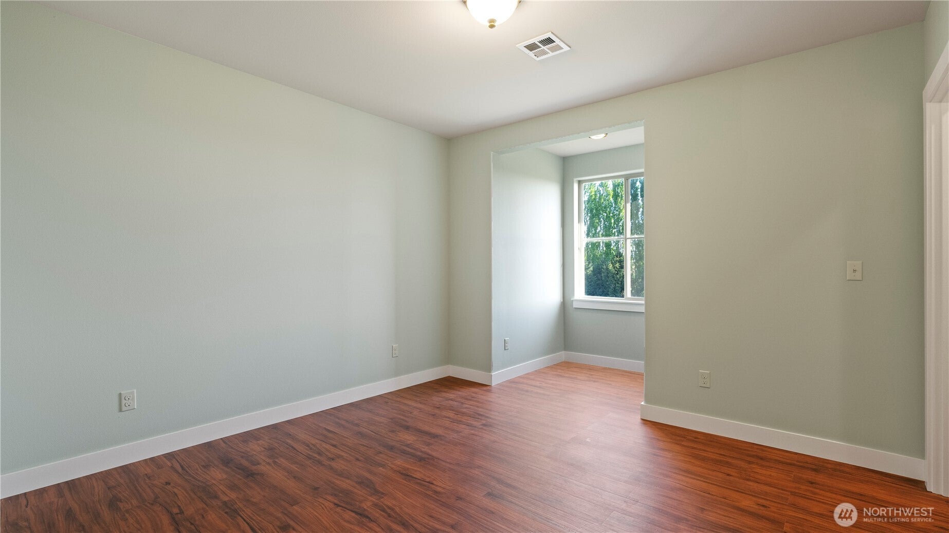 Walla Walla, Washington, 99362, United States, 6 Bedrooms Bedrooms, ,5 BathroomsBathrooms,Residential,Active,1787145