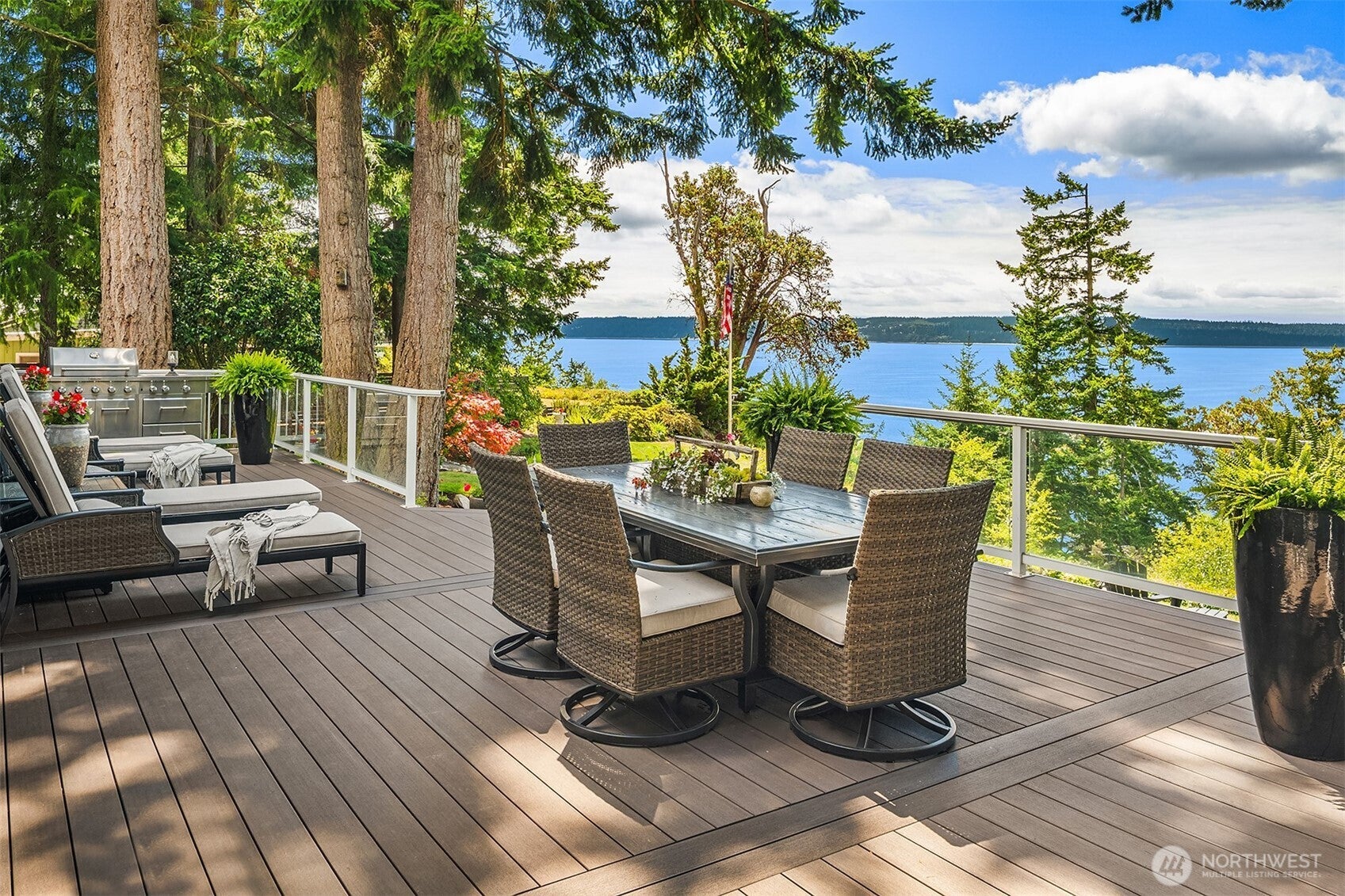 Camano Island, Washington, 98282, United States, 2 Bedrooms Bedrooms, ,2 BathroomsBathrooms,Residential,Active,1902927