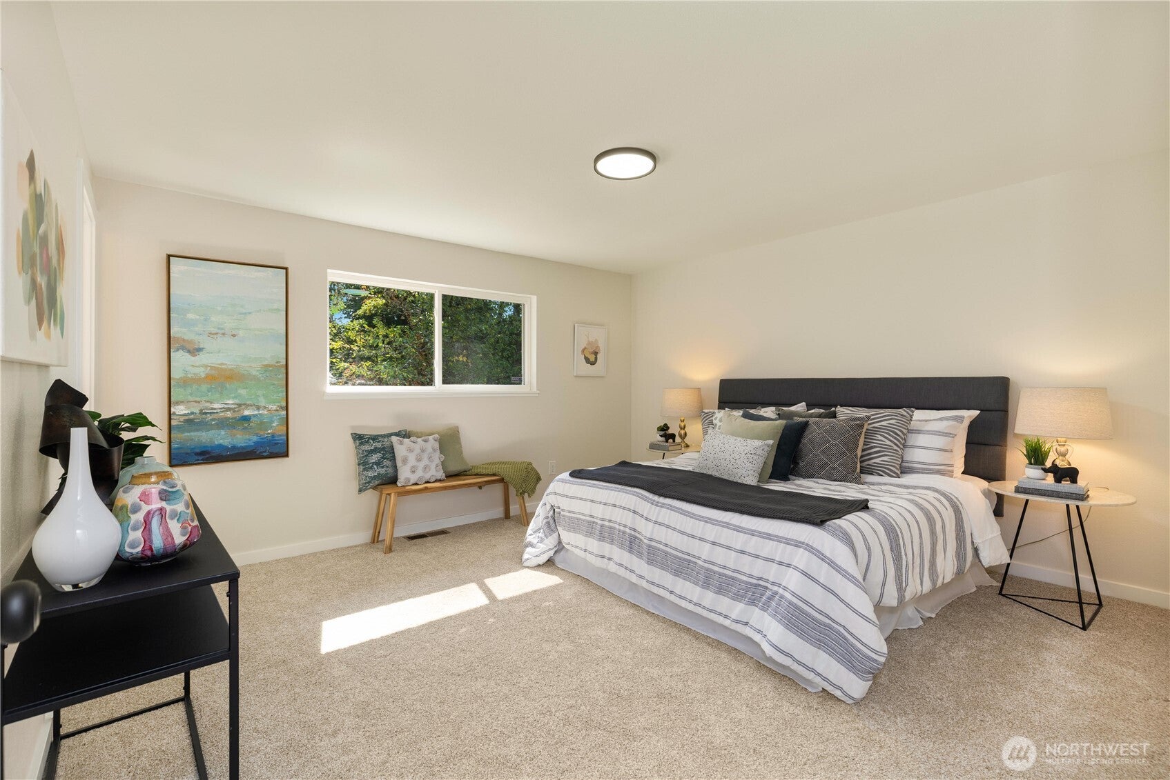 Woodinville, Washington, 98072, United States, 4 Bedrooms Bedrooms, ,3 BathroomsBathrooms,Residential,Active,1952507