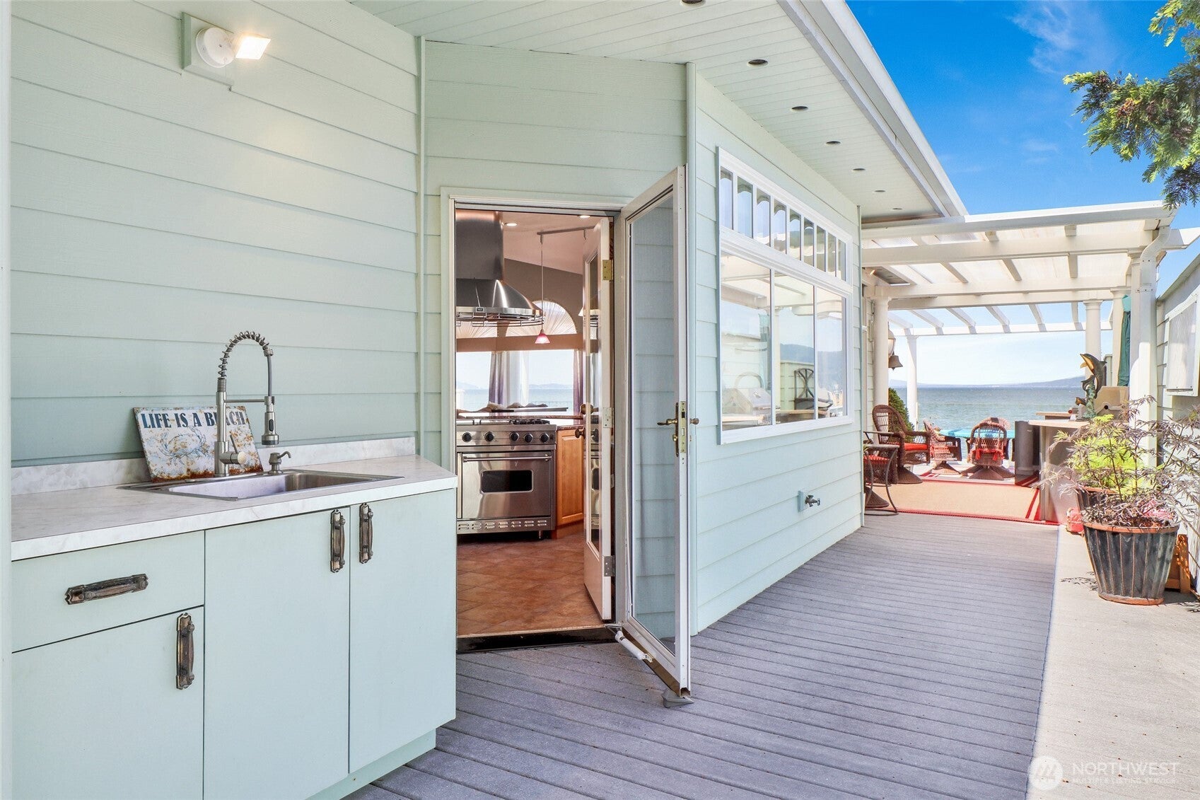 Bow, Washington, 98232, United States, 3 Bedrooms Bedrooms, ,4 BathroomsBathrooms,Residential,Active,1849576