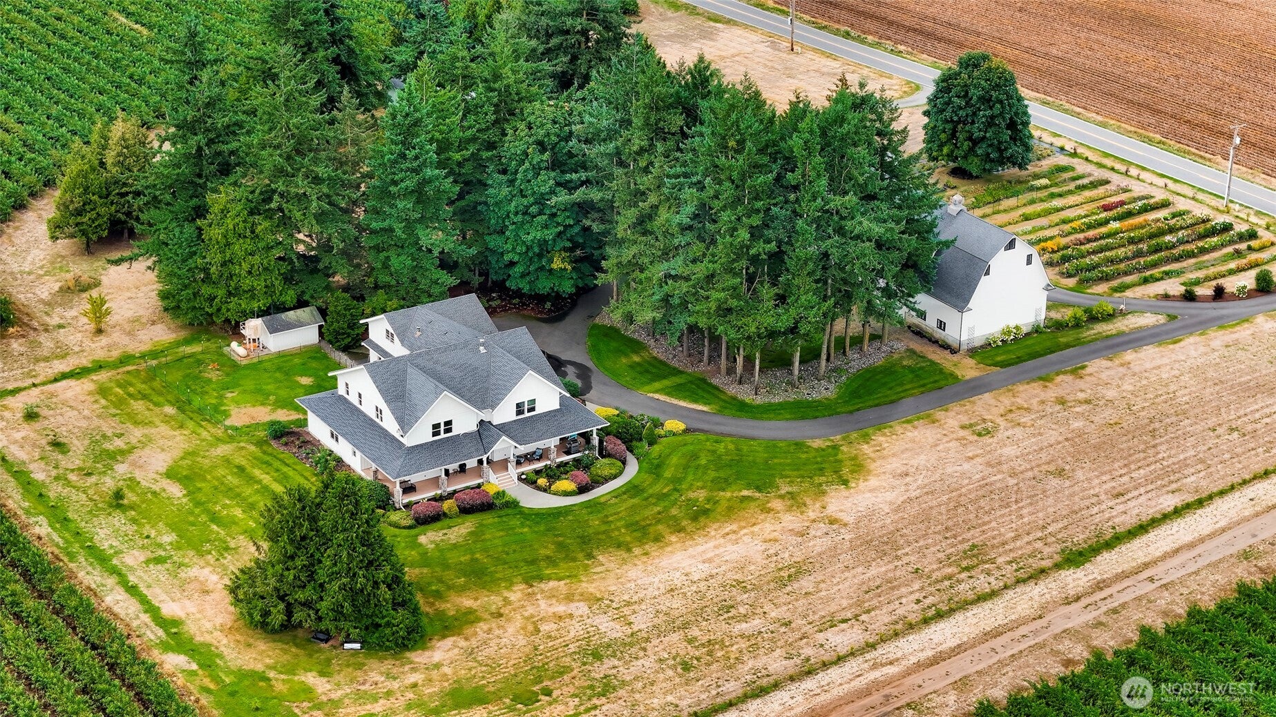 Lynden, Washington, 98264, United States, 4 Bedrooms Bedrooms, ,4 BathroomsBathrooms,Residential,Active,1922316