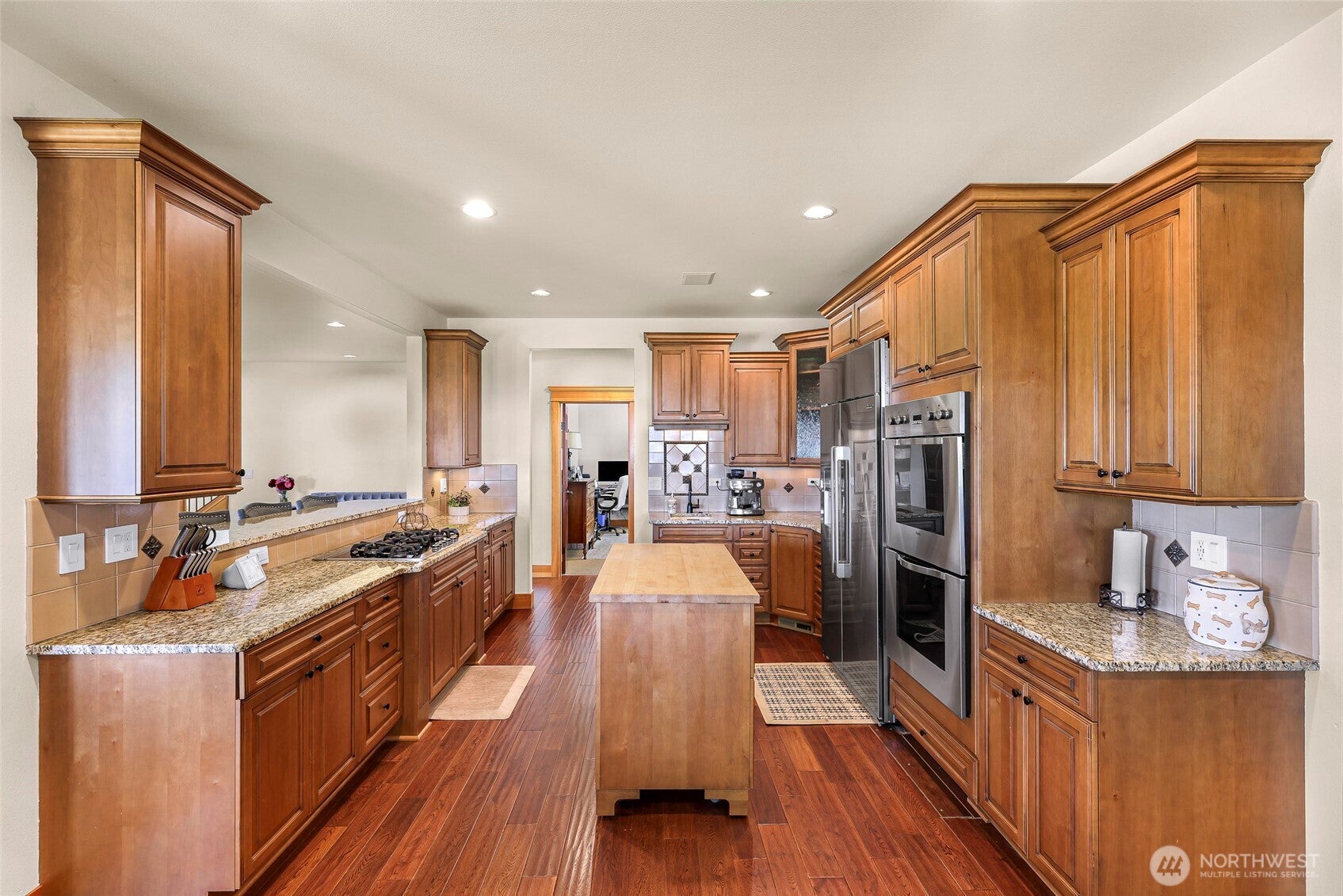 Lynden, Washington, 98264, United States, 4 Bedrooms Bedrooms, ,4 BathroomsBathrooms,Residential,Active,1922316