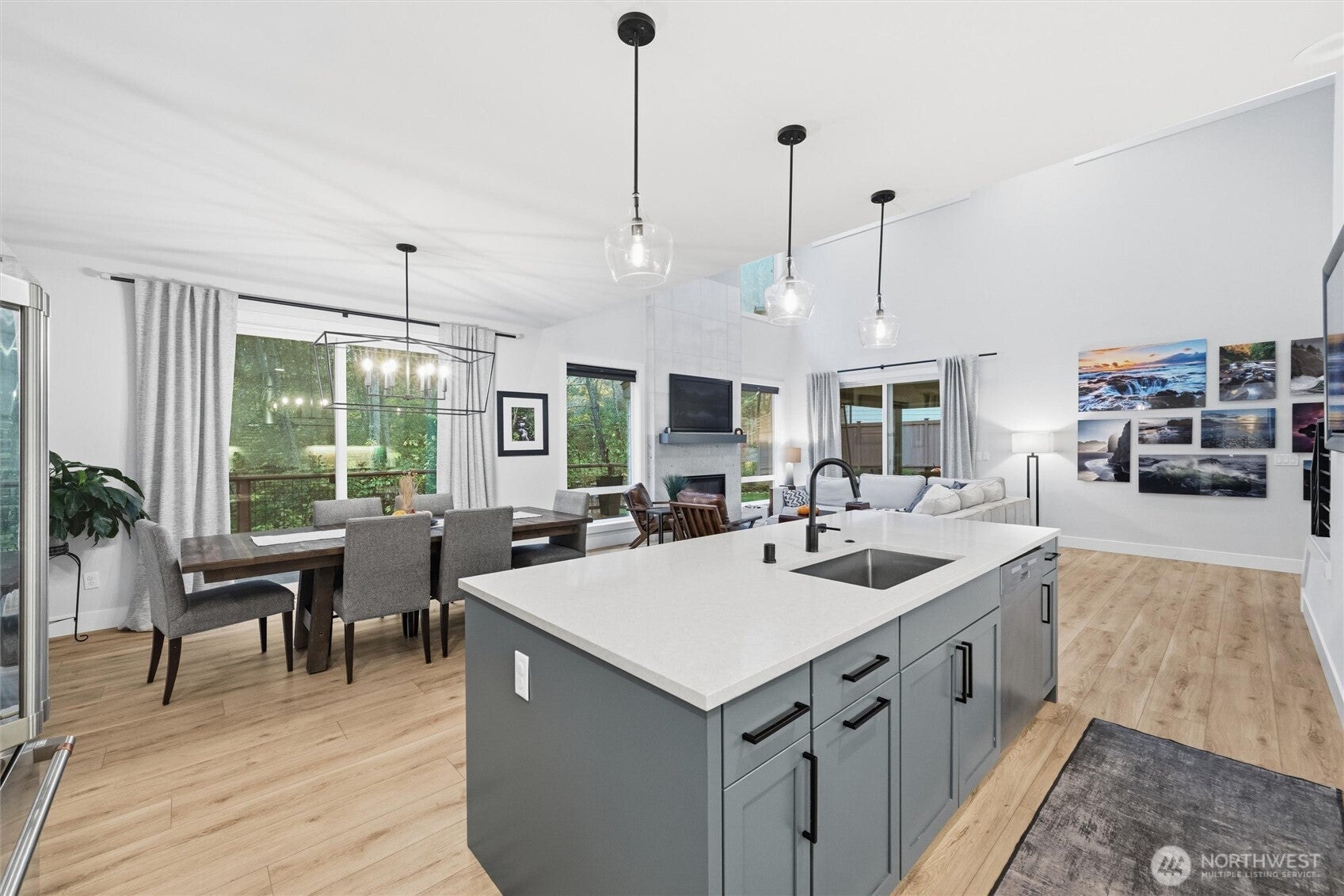 Mount Vernon, Washington, 98274, United States, 3 Bedrooms Bedrooms, ,4 BathroomsBathrooms,Residential,Active,1985575