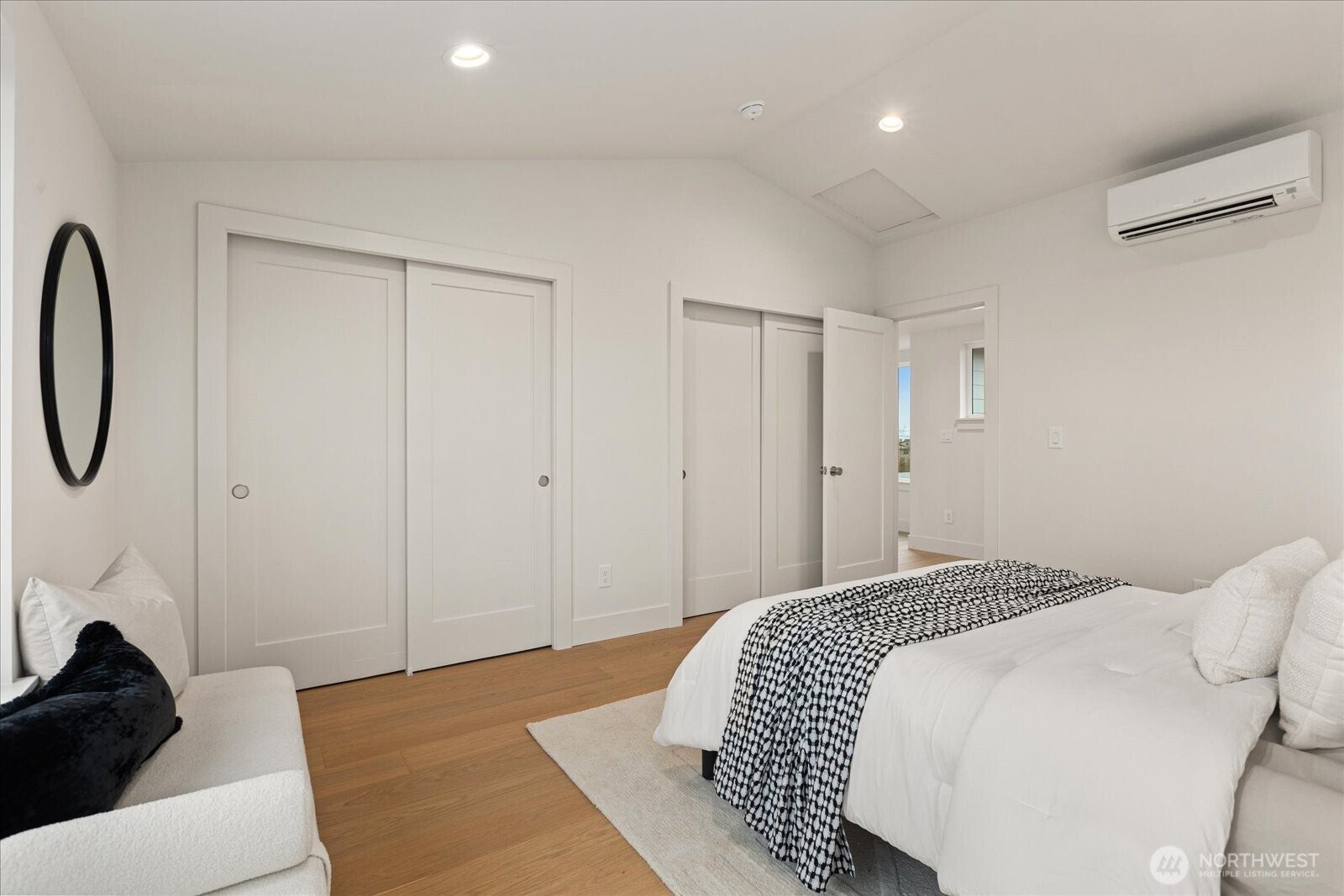 Seattle, Washington, 98107, United States, 4 Bedrooms Bedrooms, ,4 BathroomsBathrooms,Residential,Active,2008283