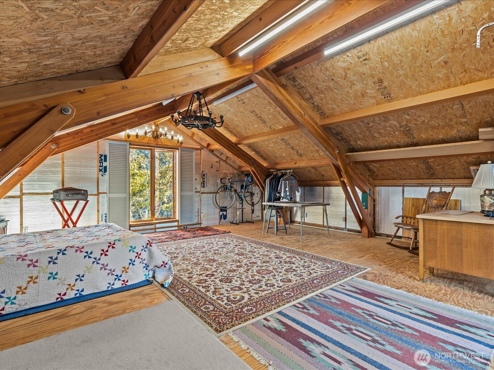 Seattle, Washington, 98103, United States, 3 Bedrooms Bedrooms, ,1 BathroomBathrooms,Residential,Active,1953017