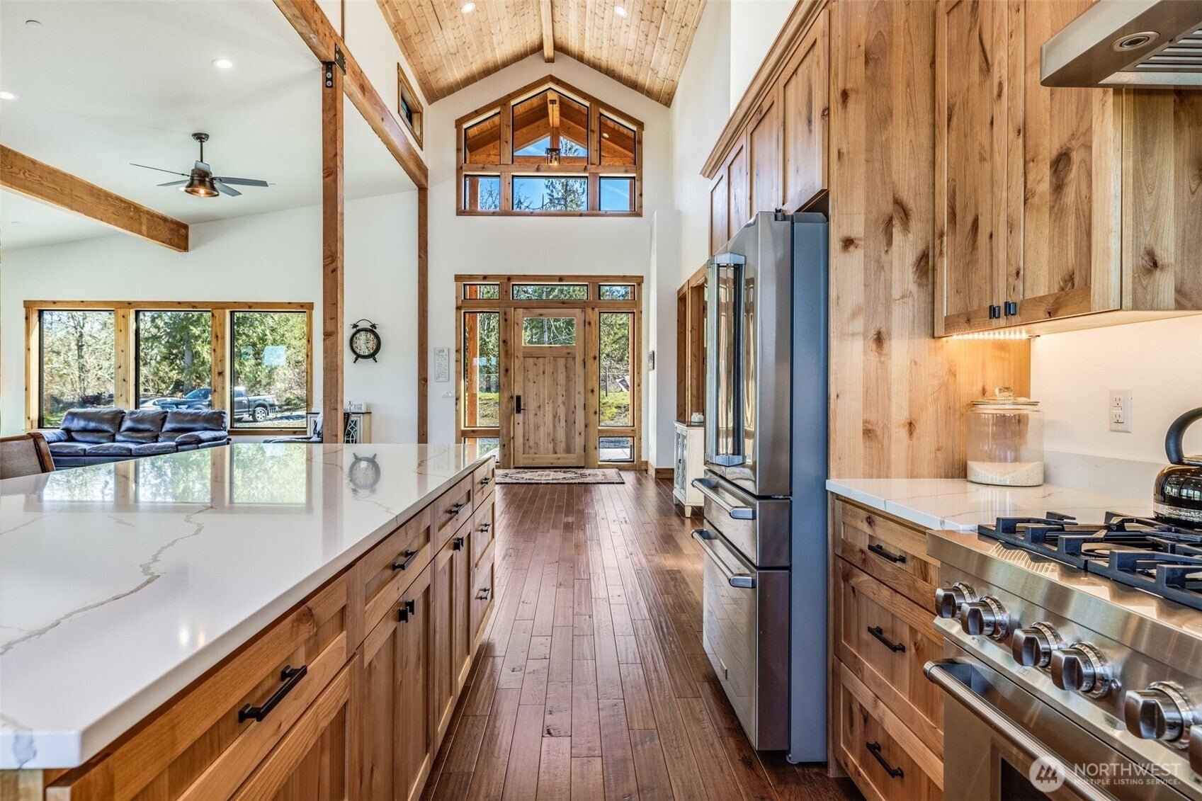 Eatonville, Washington, 98328, United States, 3 Bedrooms Bedrooms, ,3 BathroomsBathrooms,Residential,Active,1798196