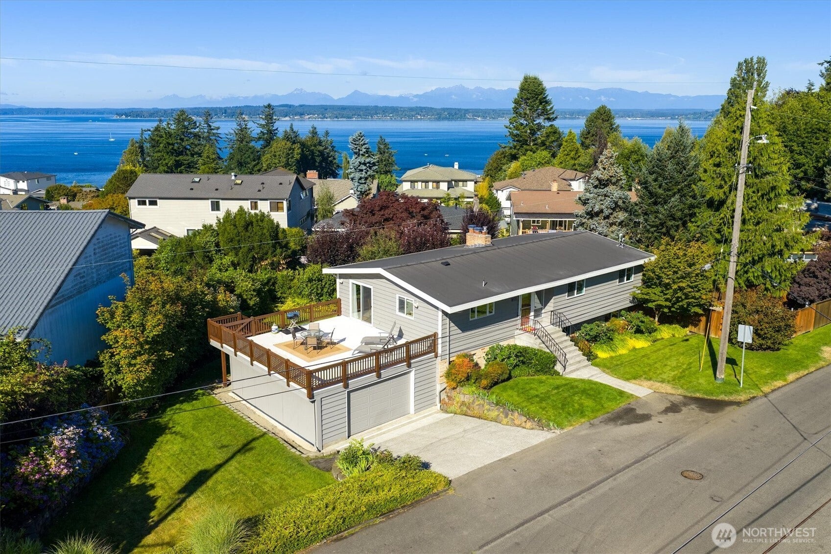 Shoreline, Washington, 98177, United States, 5 Bedrooms Bedrooms, ,3 BathroomsBathrooms,Residential,Active,1922341