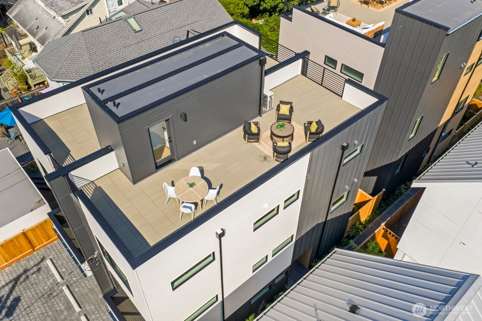 Seattle, Washington, 98116, United States, 3 Bedrooms Bedrooms, ,3 BathroomsBathrooms,Residential,Active,1942352