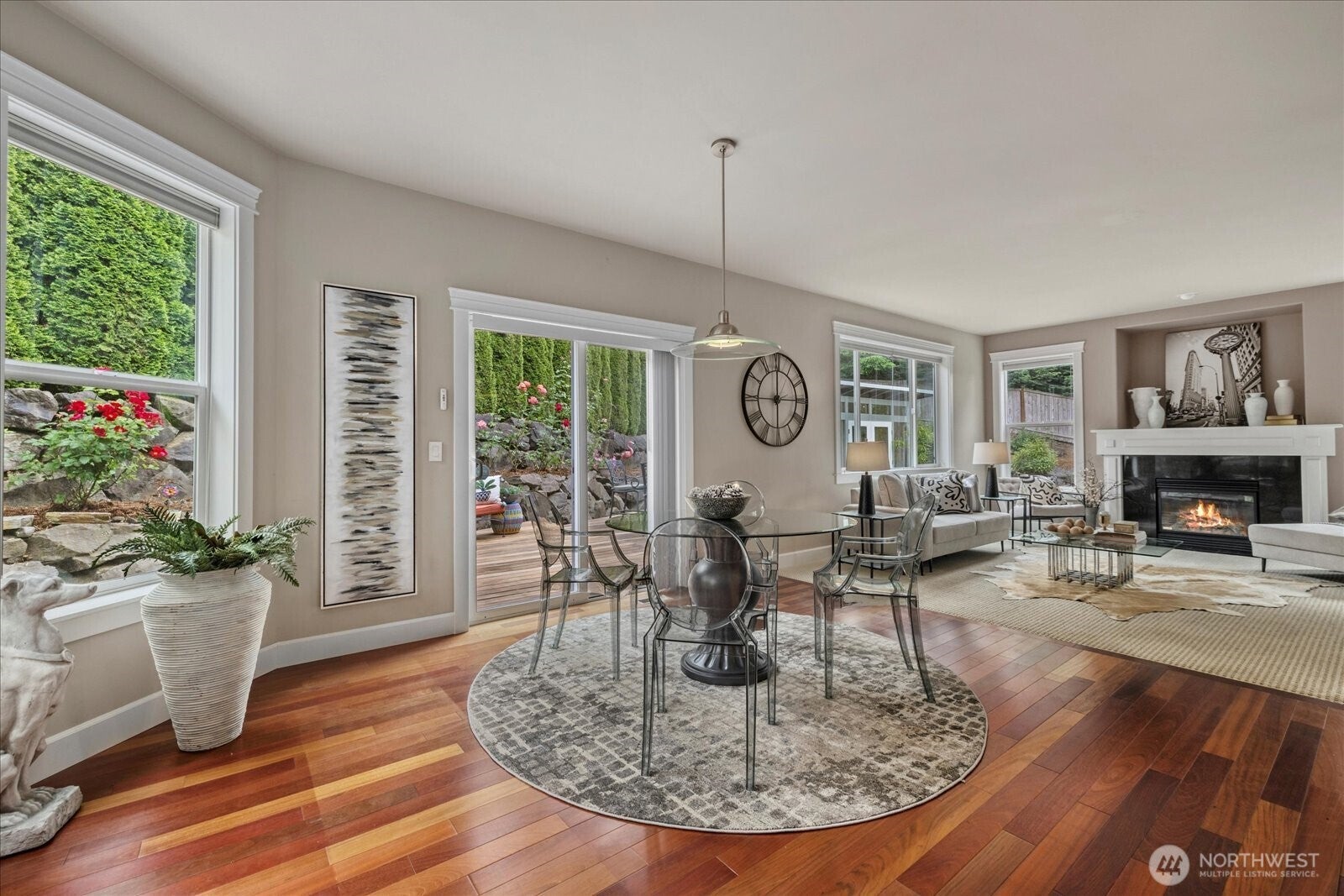 Newcastle, Washington, 98056, United States, 4 Bedrooms Bedrooms, ,3 BathroomsBathrooms,Residential,Active,1850683