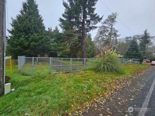 1701 & 1705 324TH PLACE, OCEAN PARK, WA 98640 - Image 1