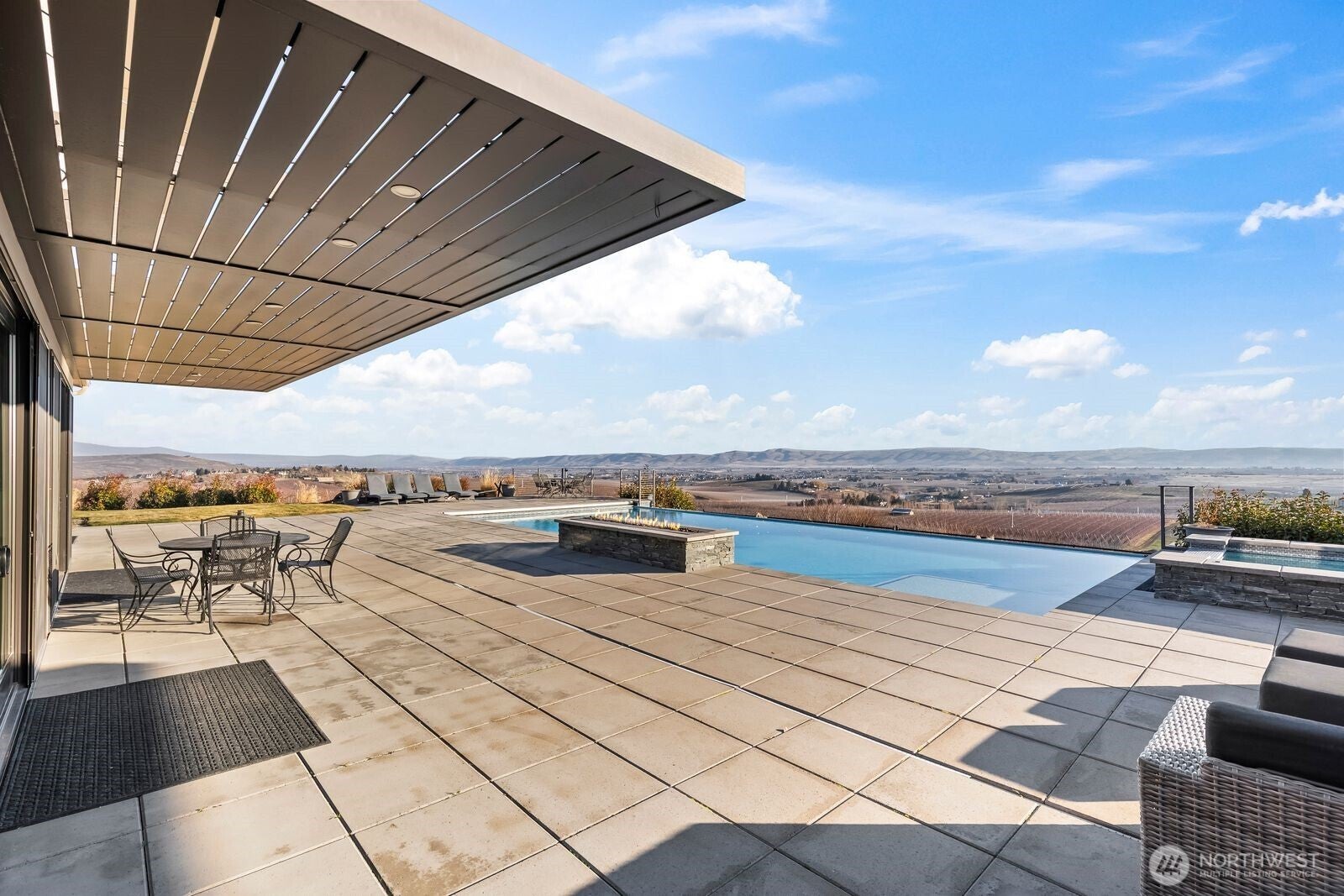 Yakima, Washington, 98908, United States, 1 Bedroom Bedrooms, ,1 BathroomBathrooms,Residential,Active,2013908