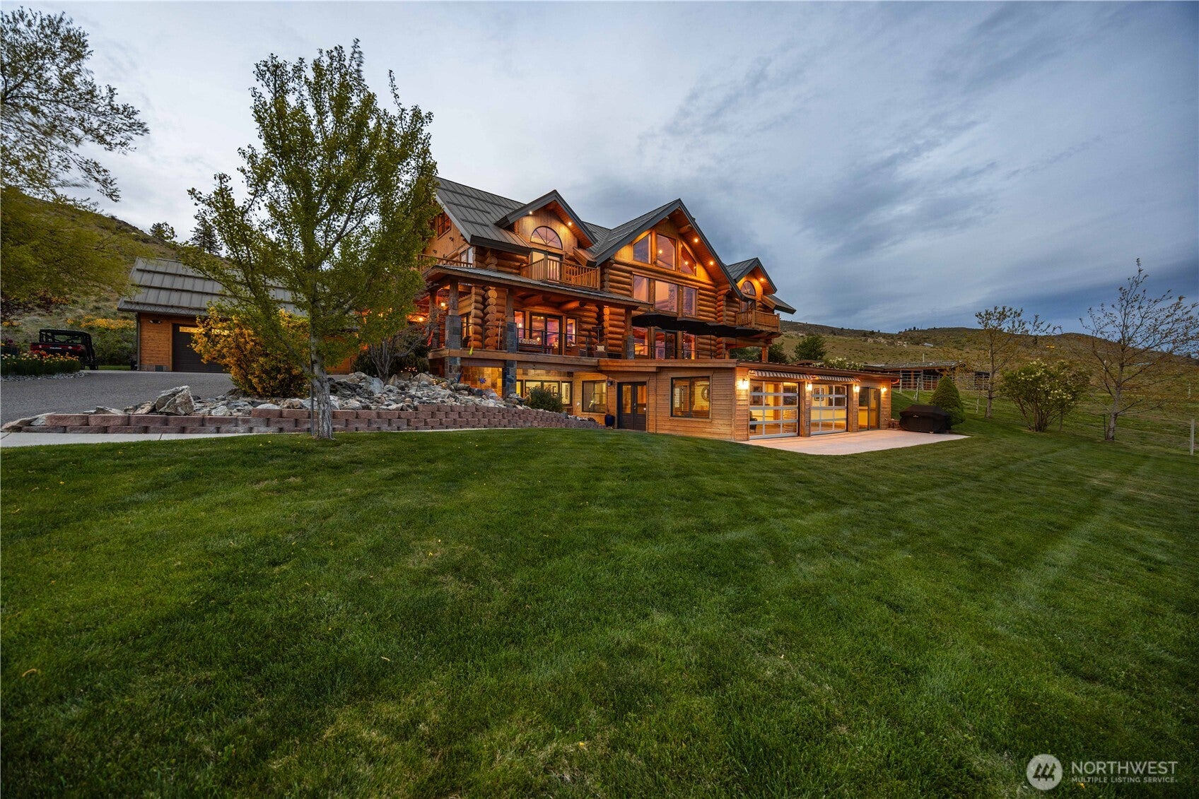 Manson, Washington, 98831, United States, ,7 BathroomsBathrooms,Residential,Active,1788504