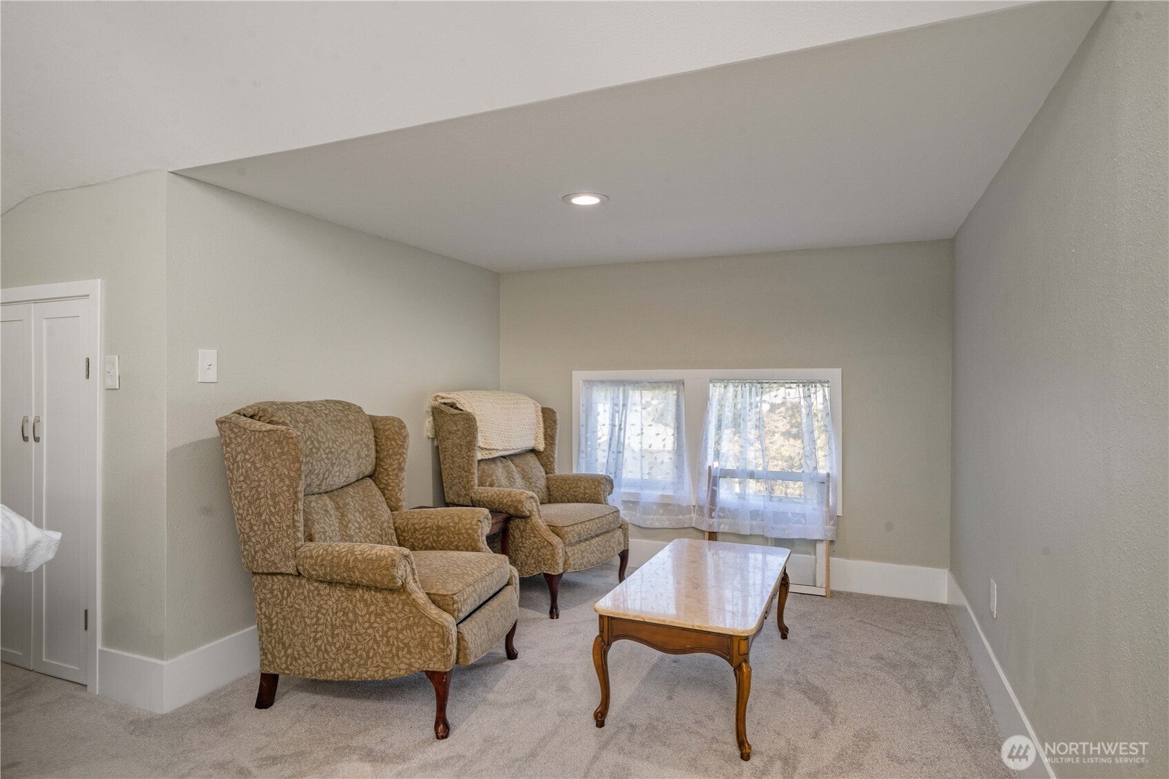 Tacoma, Washington, 98406, United States, 5 Bedrooms Bedrooms, ,4 BathroomsBathrooms,Residential,Active,2007284