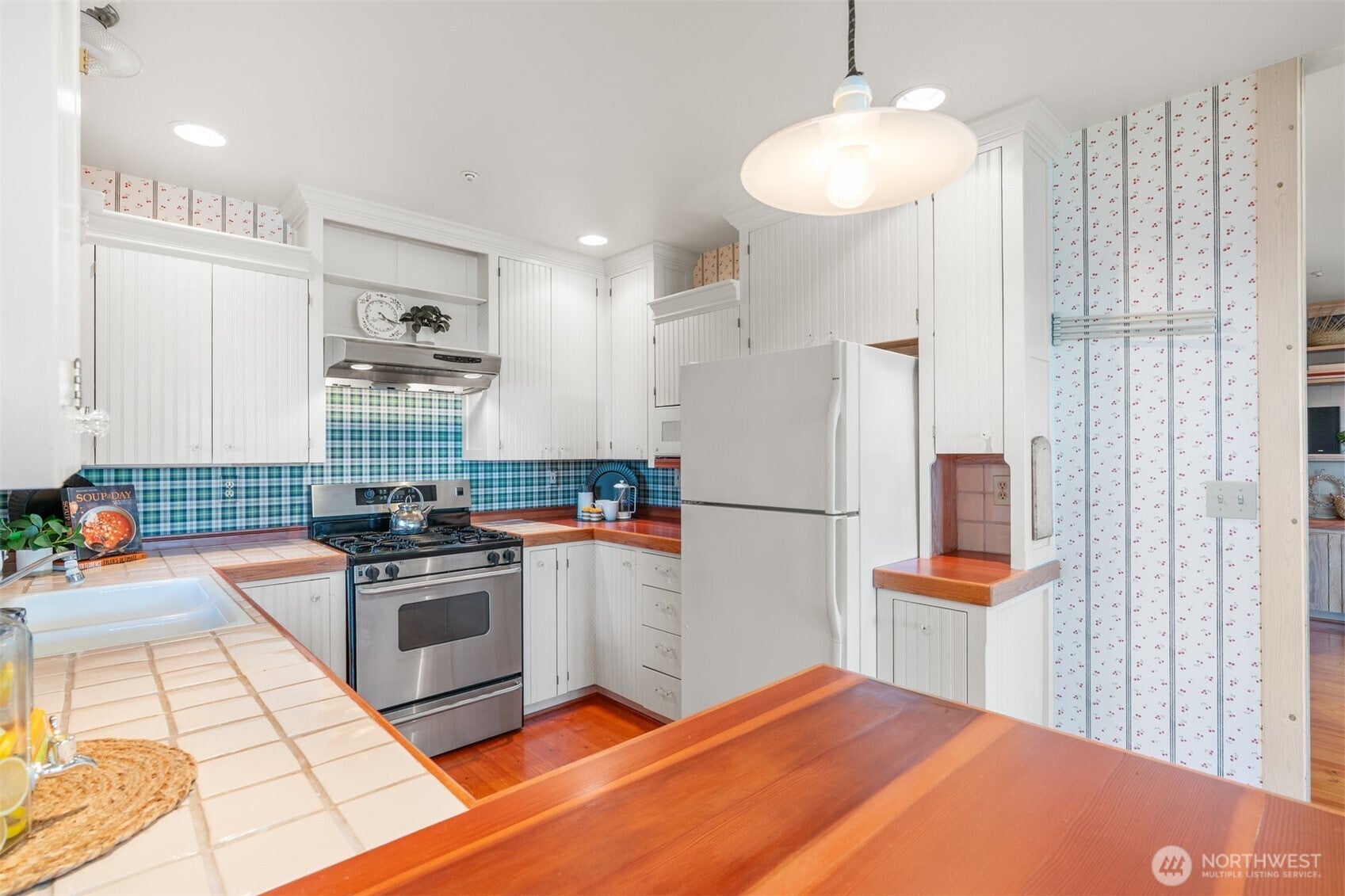 Longbranch, Washington, 98351, United States, 4 Bedrooms Bedrooms, ,3 BathroomsBathrooms,Residential,Active,1914616