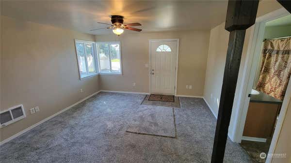 404 S SAMPSON ST, ELLENSBURG, WA 98926, photo 4 of 21