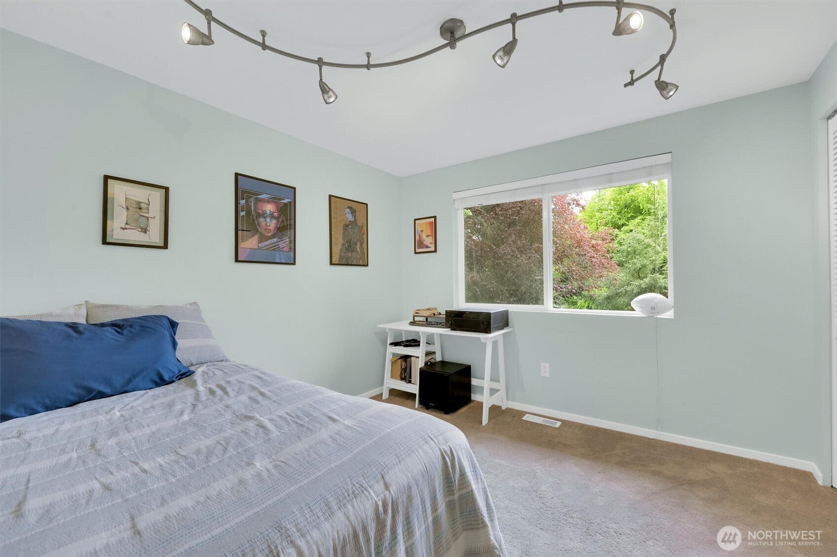 Redmond, Washington, 98052, United States, 4 Bedrooms Bedrooms, ,3 BathroomsBathrooms,Residential,Active,1863316