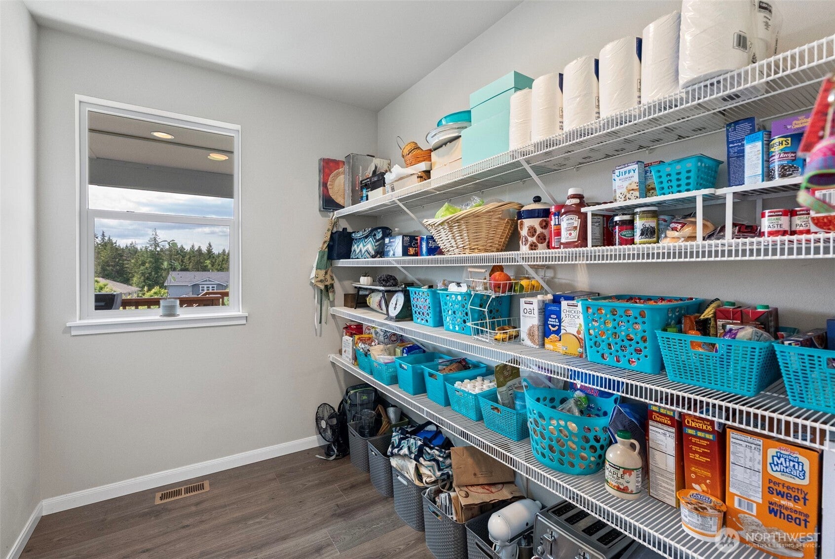 Gig Harbor, Washington, 98332, United States, ,4 BathroomsBathrooms,Residential,Active,1839771