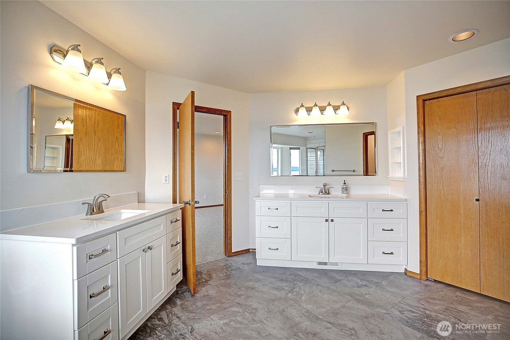 Camano Island, Washington, 98282, United States, 4 Bedrooms Bedrooms, ,3 BathroomsBathrooms,Residential,Active,1973528