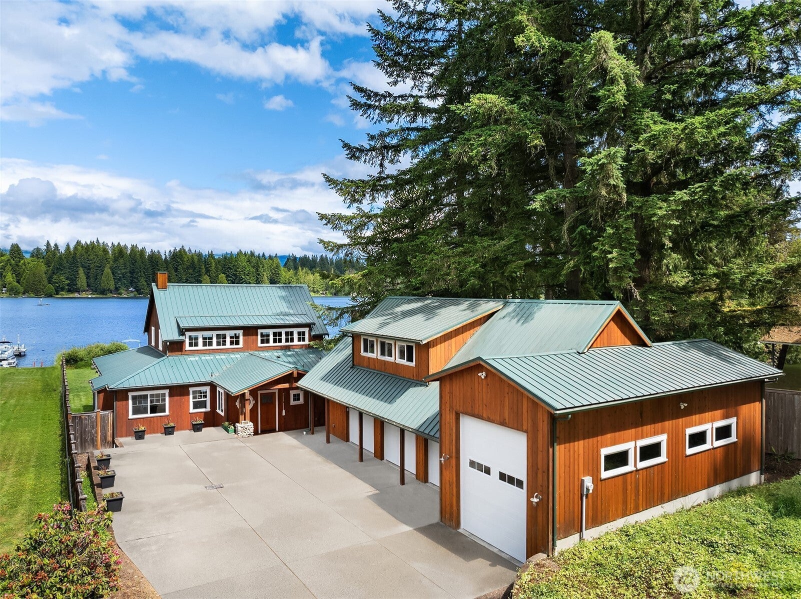 Carnation, Washington, 98014, United States, ,3 BathroomsBathrooms,Residential,Active,1871260