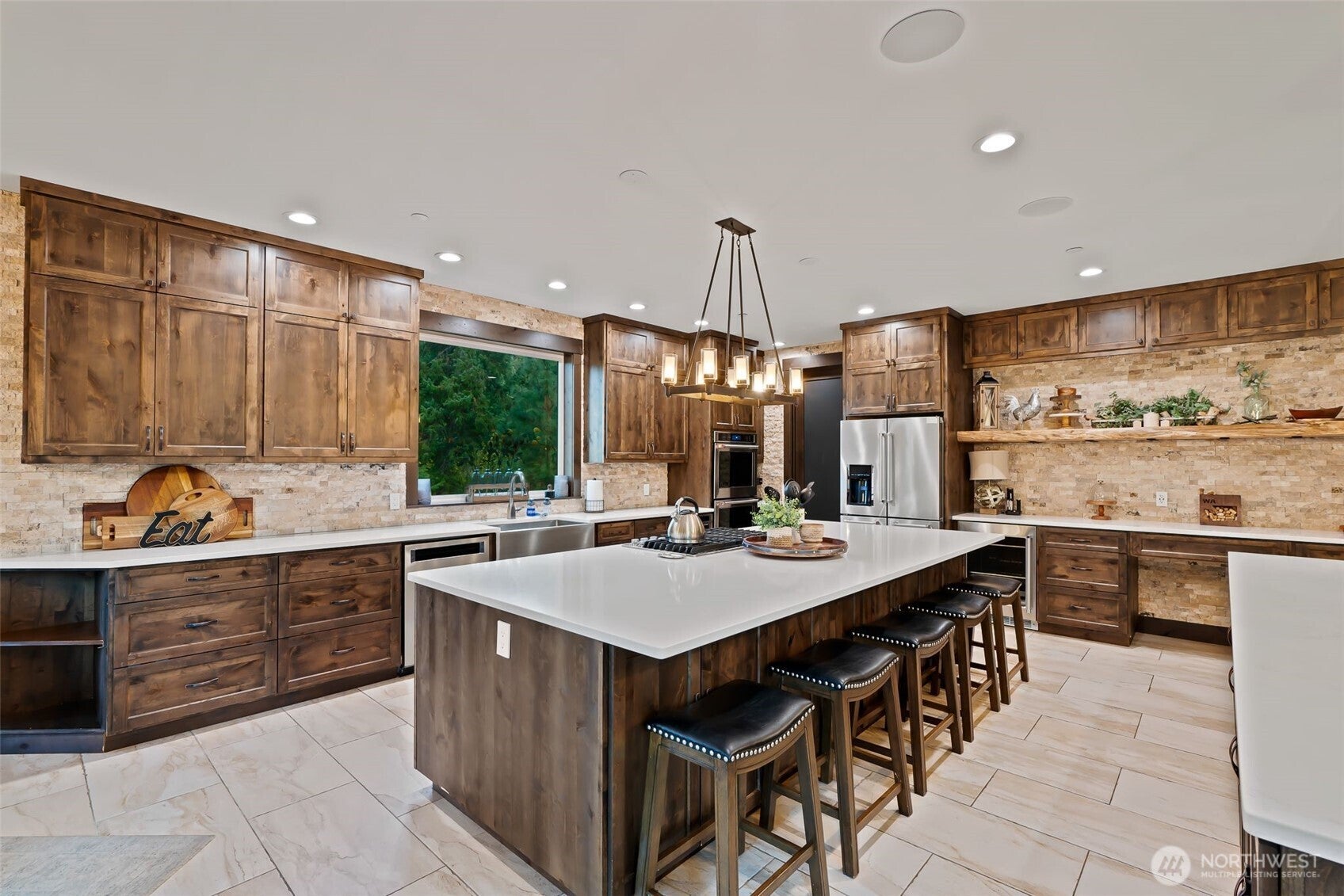 Cle Elum, Washington, 98922, United States, 4 Bedrooms Bedrooms, ,5 BathroomsBathrooms,Residential,Active,2012928