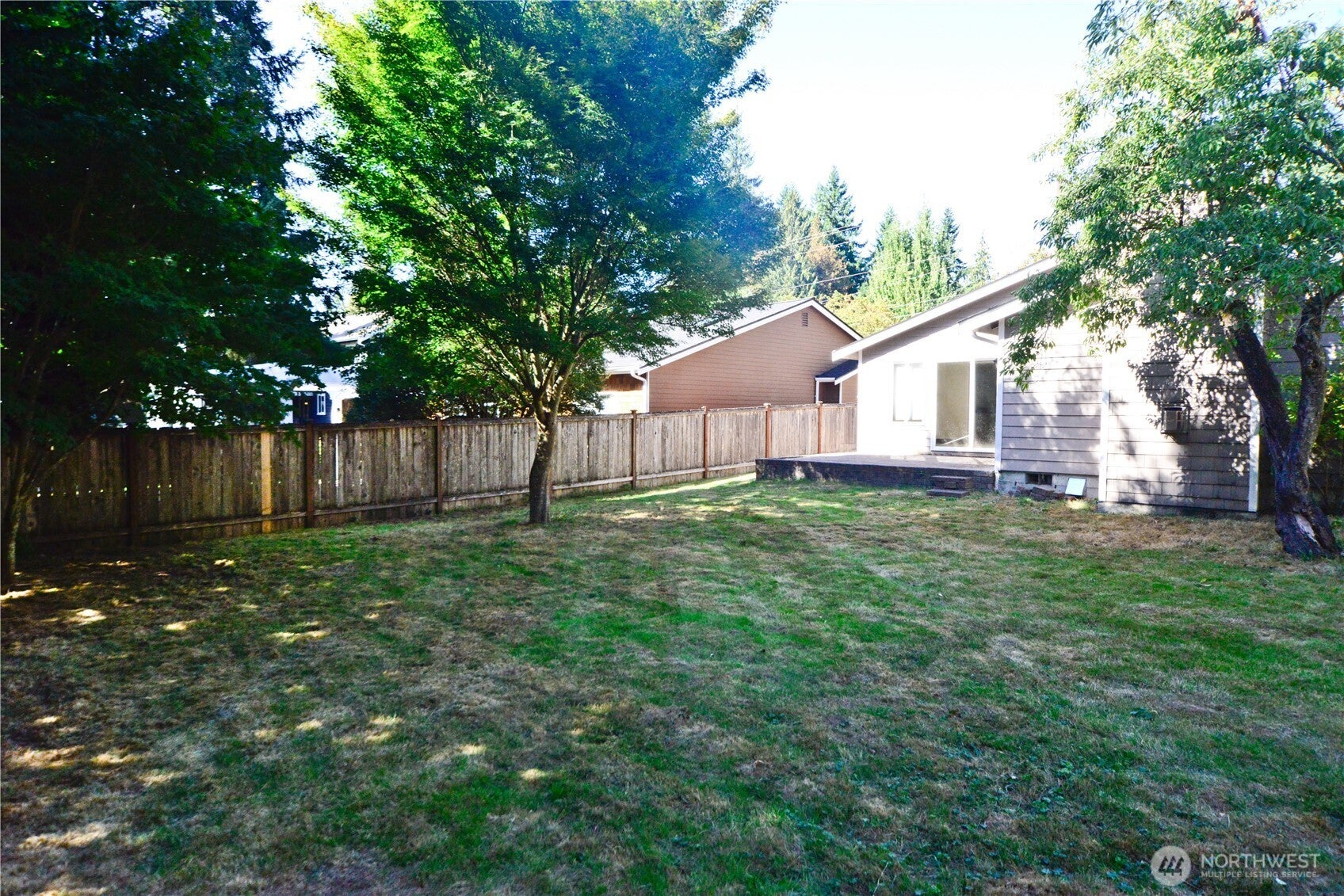 Kirkland, Washington, 98033, United States, 3 Bedrooms Bedrooms, ,2 BathroomsBathrooms,Residential,Active,1945849