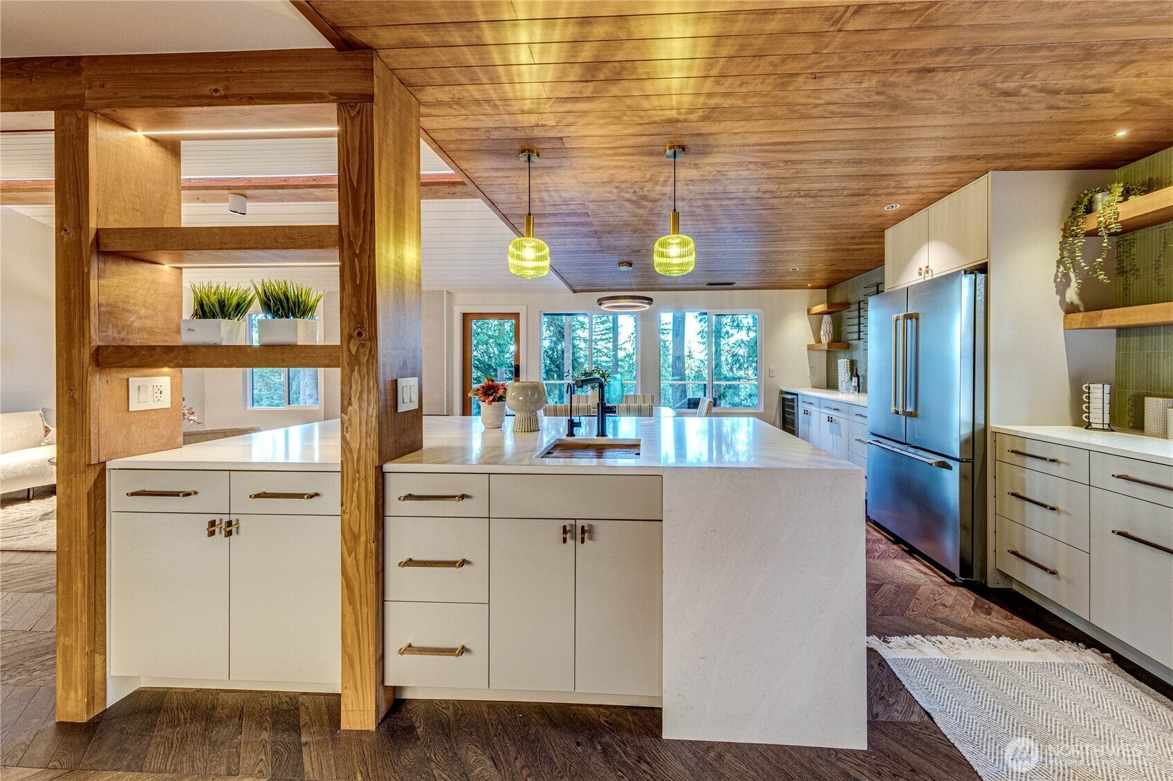 Bothell, Washington, 98021, United States, 4 Bedrooms Bedrooms, ,3 BathroomsBathrooms,Residential,Active,2012228