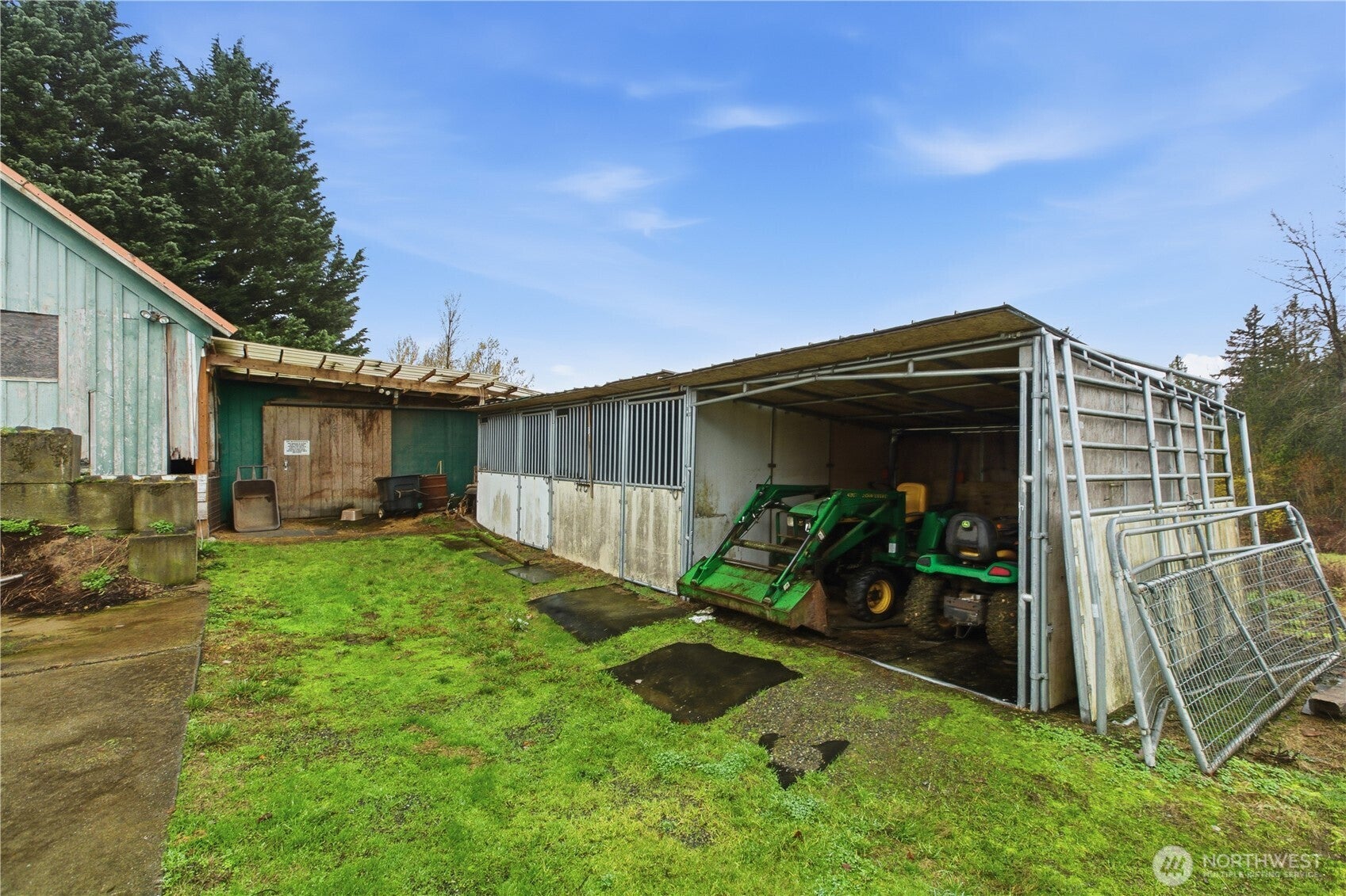 Kent, Washington, 98042, United States, 4 Bedrooms Bedrooms, ,4 BathroomsBathrooms,Residential,Active,1999176