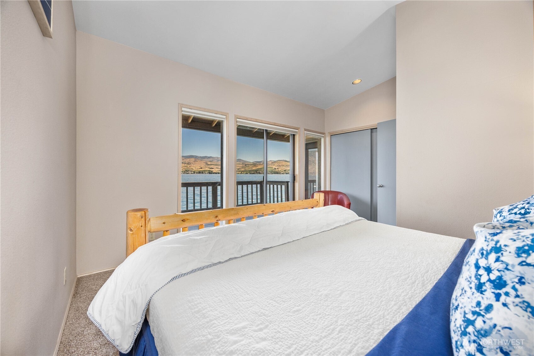 Chelan, Washington, 98816, United States, 4 Bedrooms Bedrooms, ,2 BathroomsBathrooms,Residential,Active,1971804